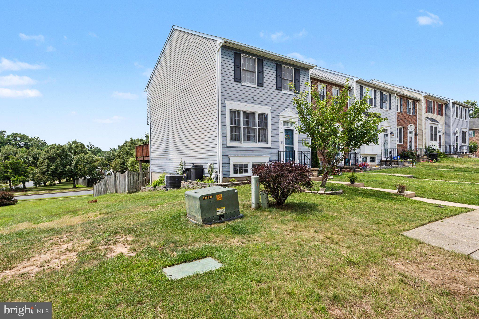 3351 DEEPWELL COURT