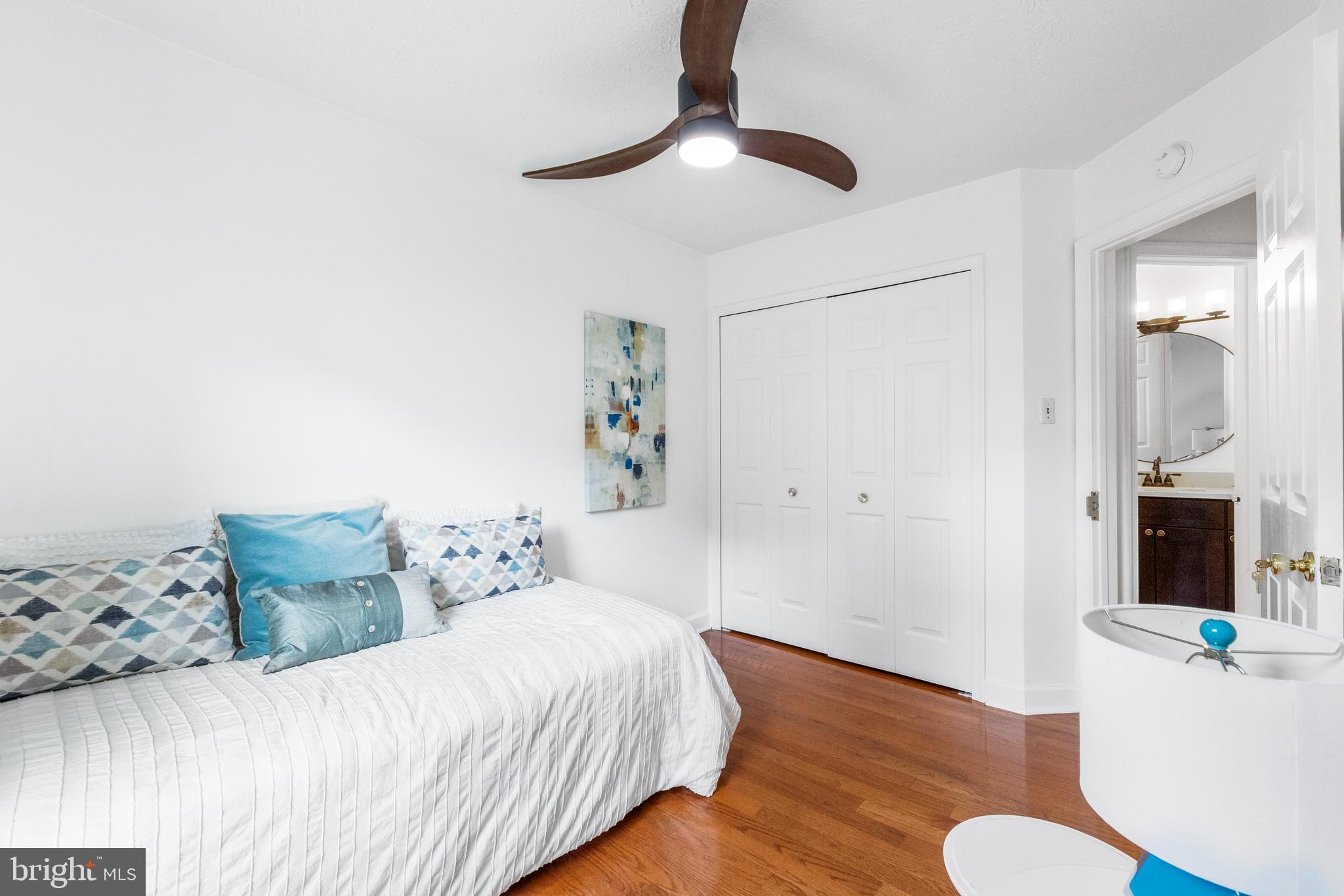 GLENWOOD MANOR - Residential