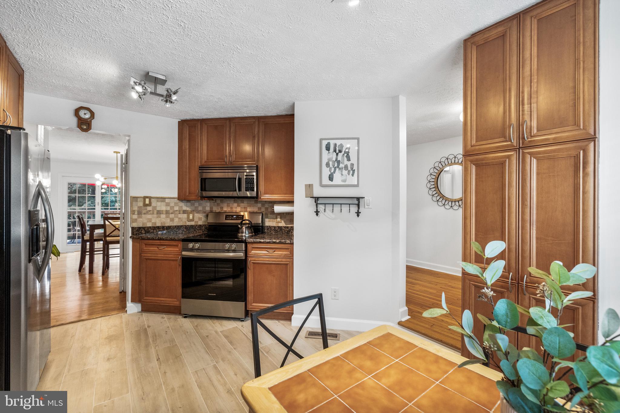 GLENWOOD MANOR - Residential