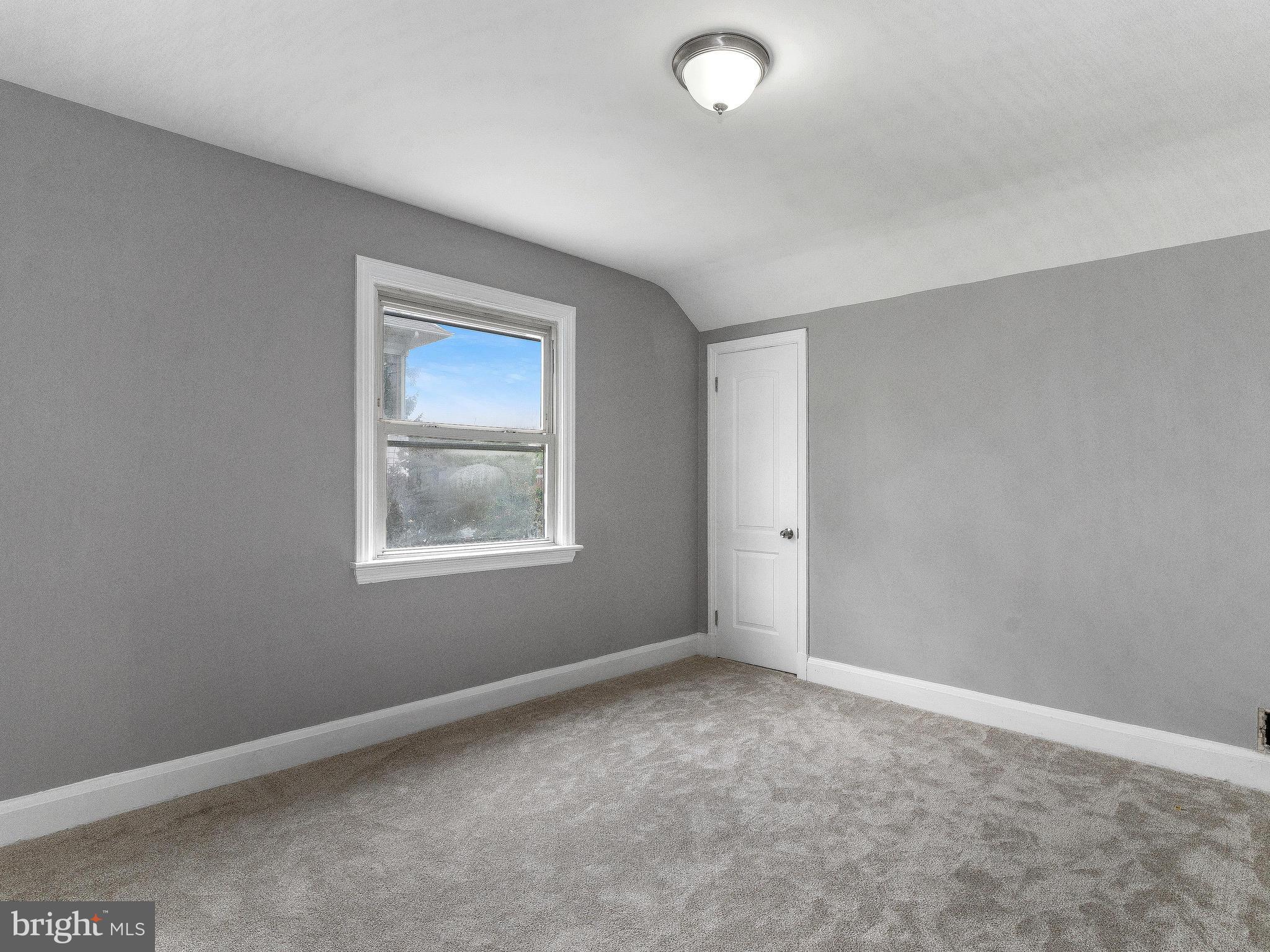 WINDSOR HILLS - Residential