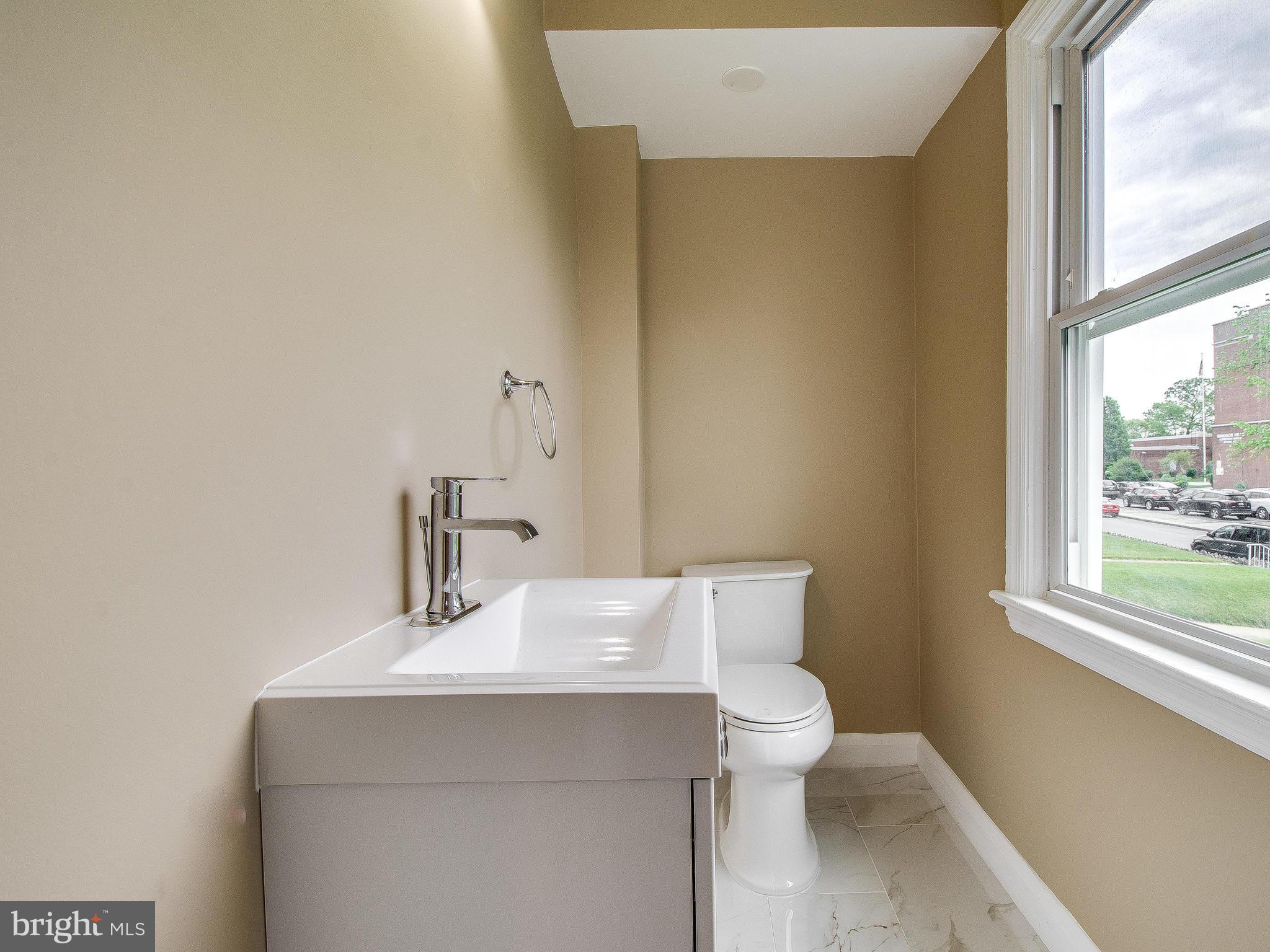 WINDSOR HILLS - Residential