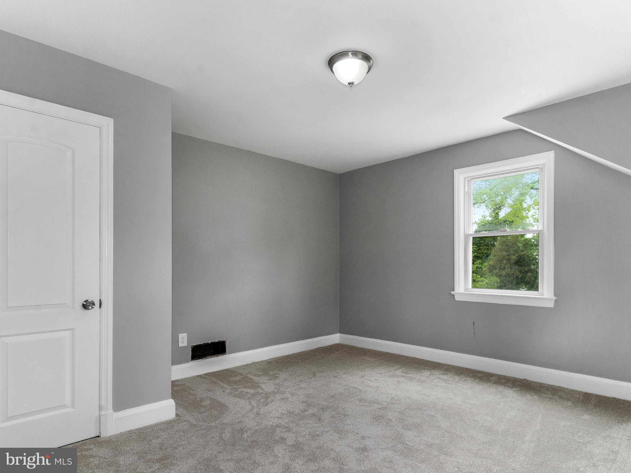 WINDSOR HILLS - Residential