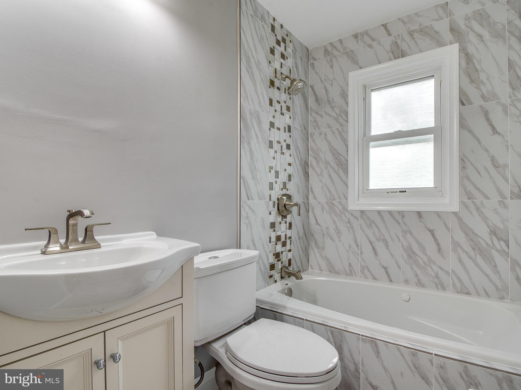 WINDSOR HILLS - Residential