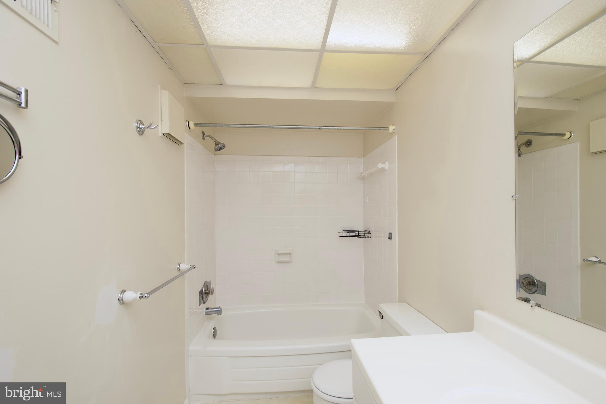 CARDINAL FOREST - Residential Lease