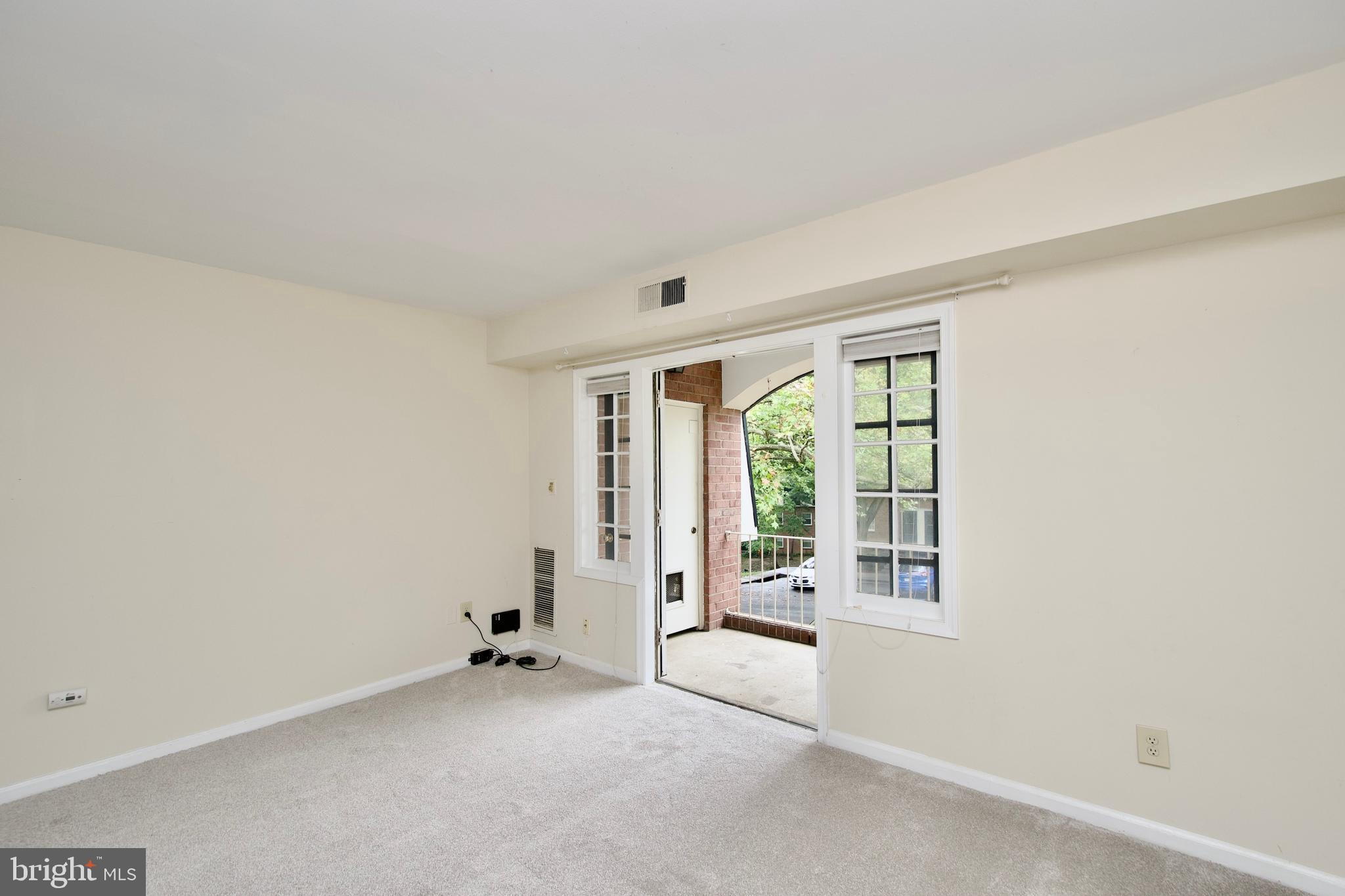 CARDINAL FOREST - Residential Lease