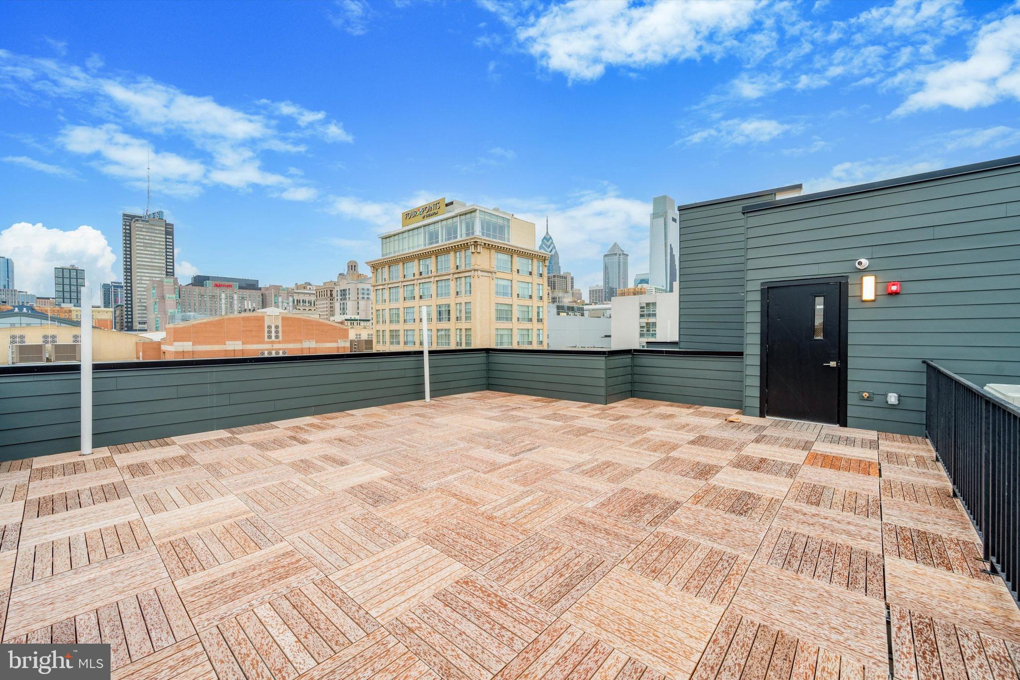 CHINATOWN - Residential Lease