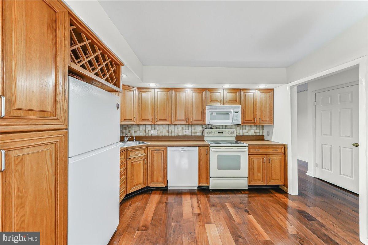 VALLEYBROOK - Residential