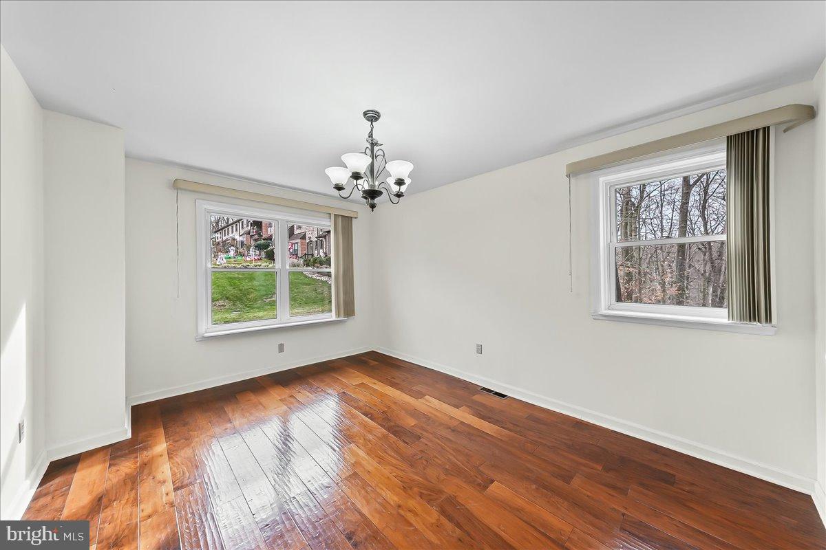 VALLEYBROOK - Residential