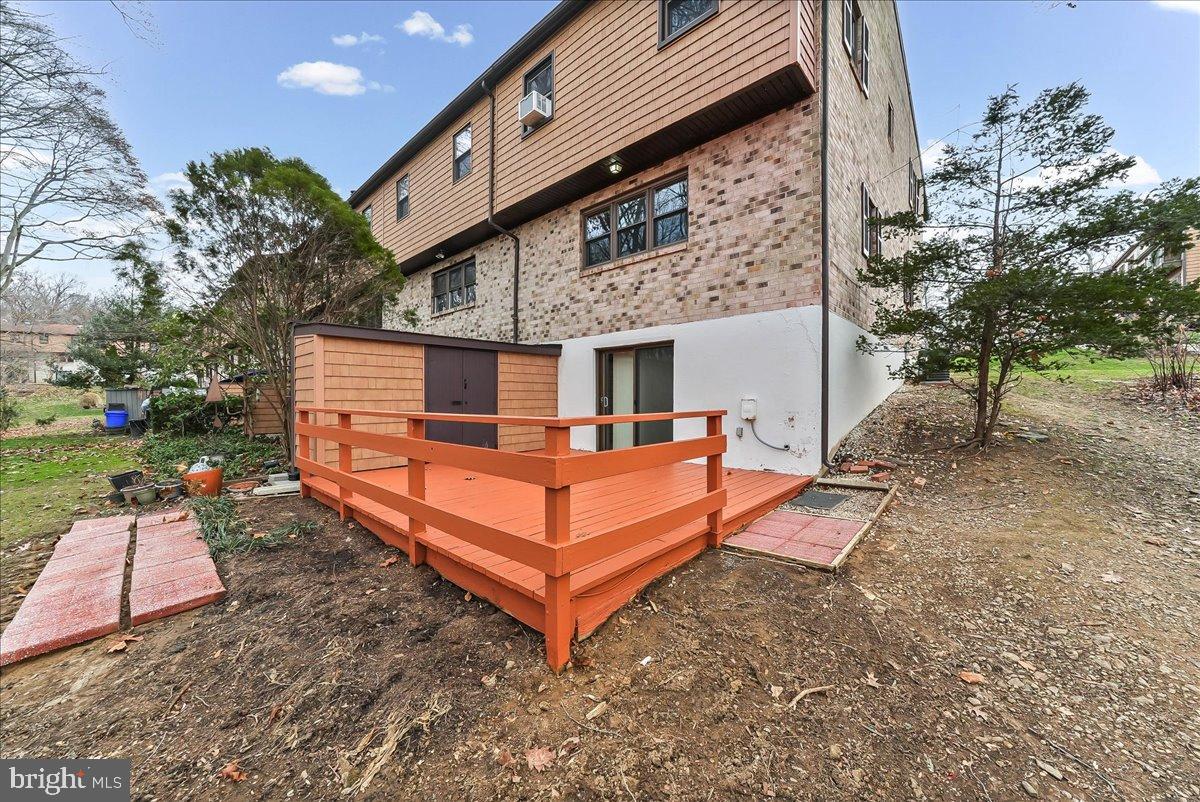 VALLEYBROOK - Residential