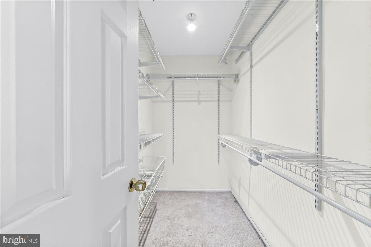 VALLEYBROOK - Residential