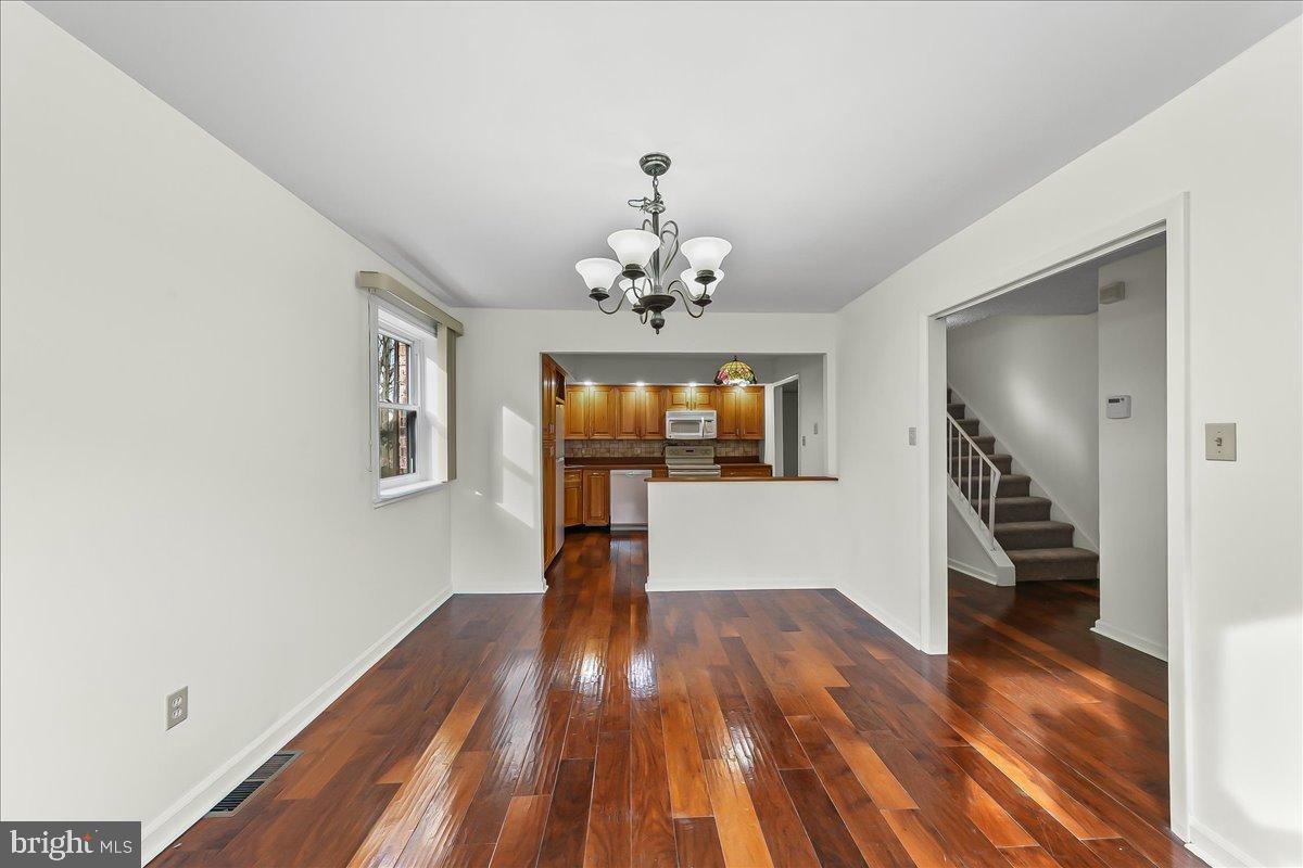 VALLEYBROOK - Residential