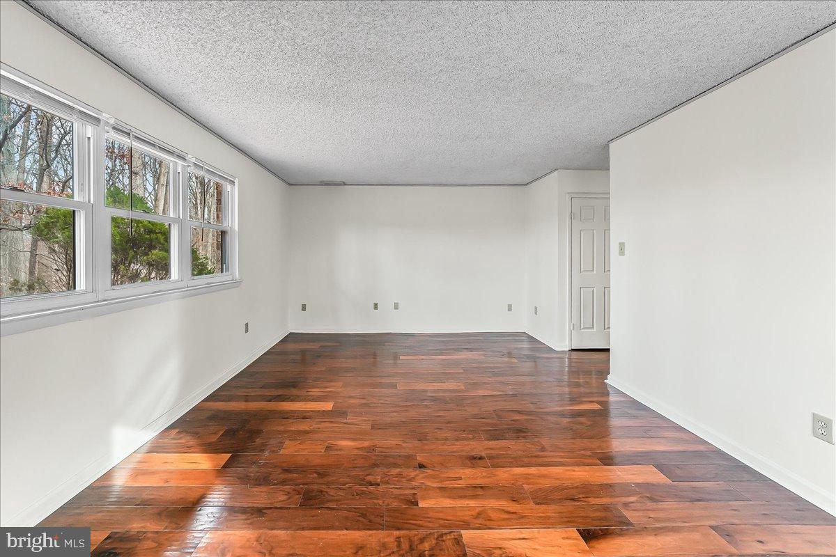 VALLEYBROOK - Residential