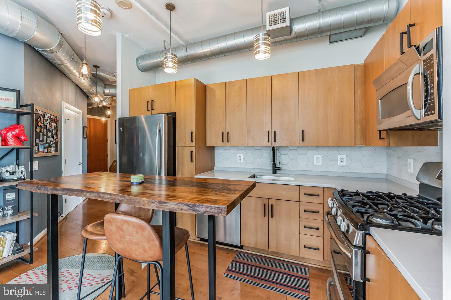 811 4TH STREET NW 318