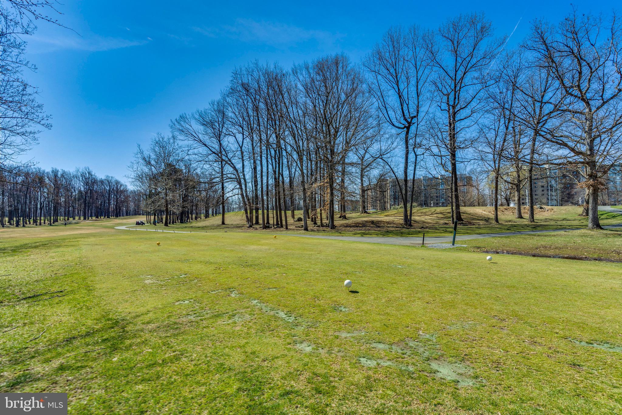 LEISURE WORLD - Residential