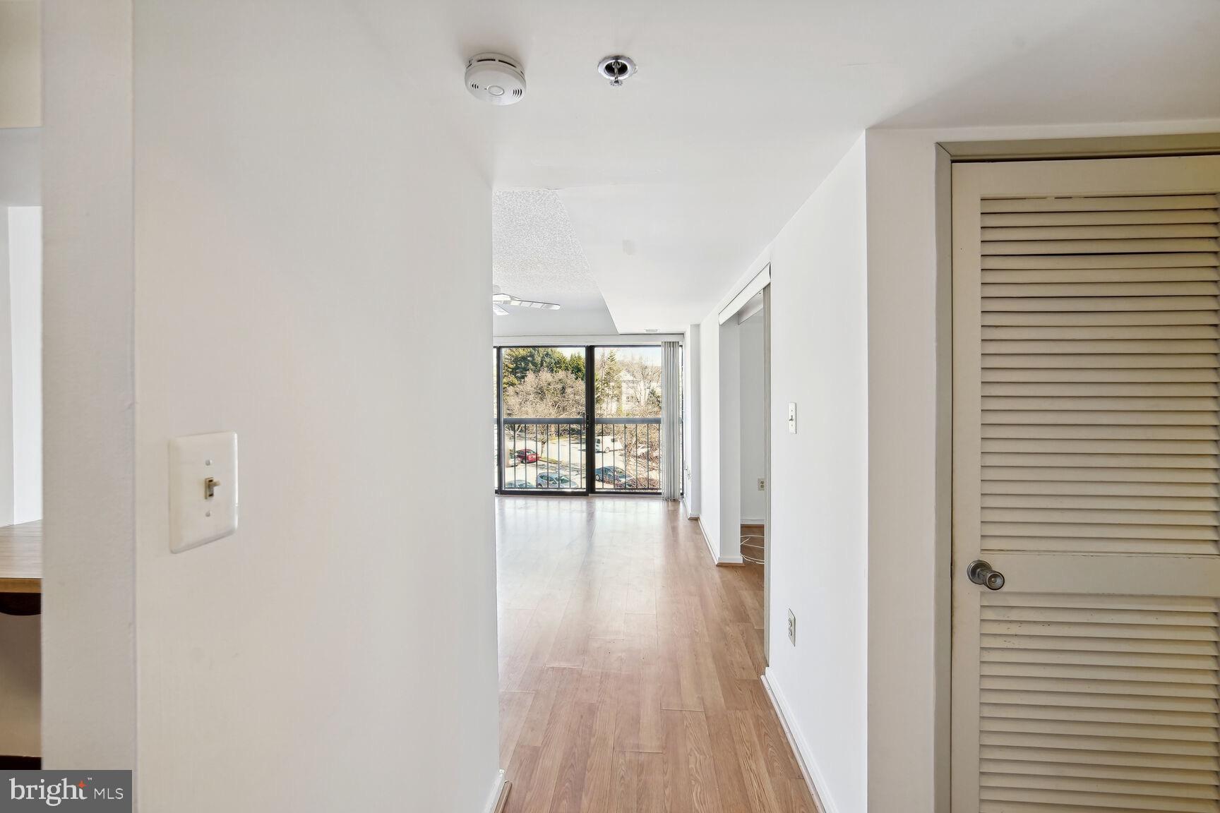 LEISURE WORLD - Residential