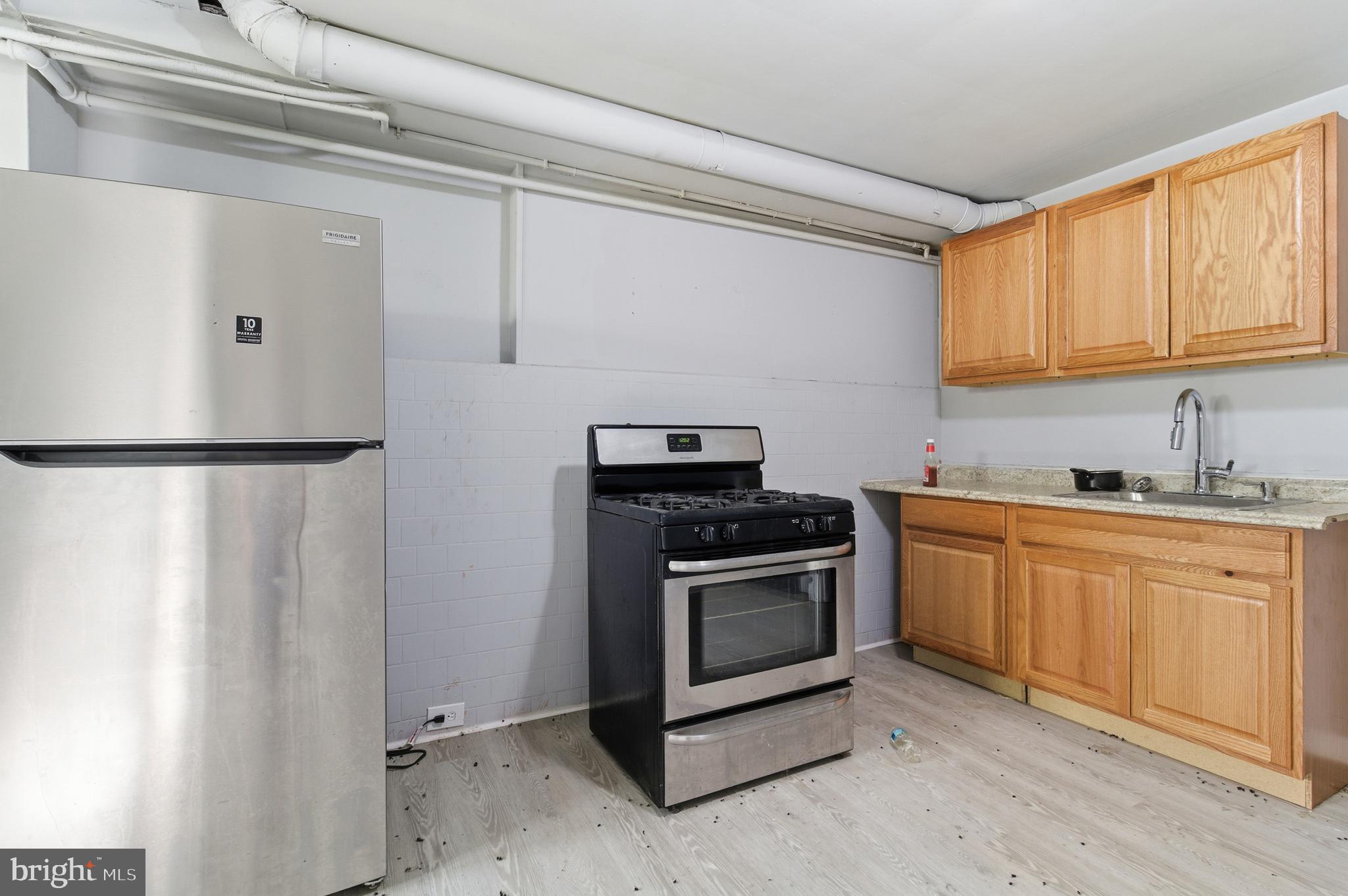 BIDDLE STREET - Residential