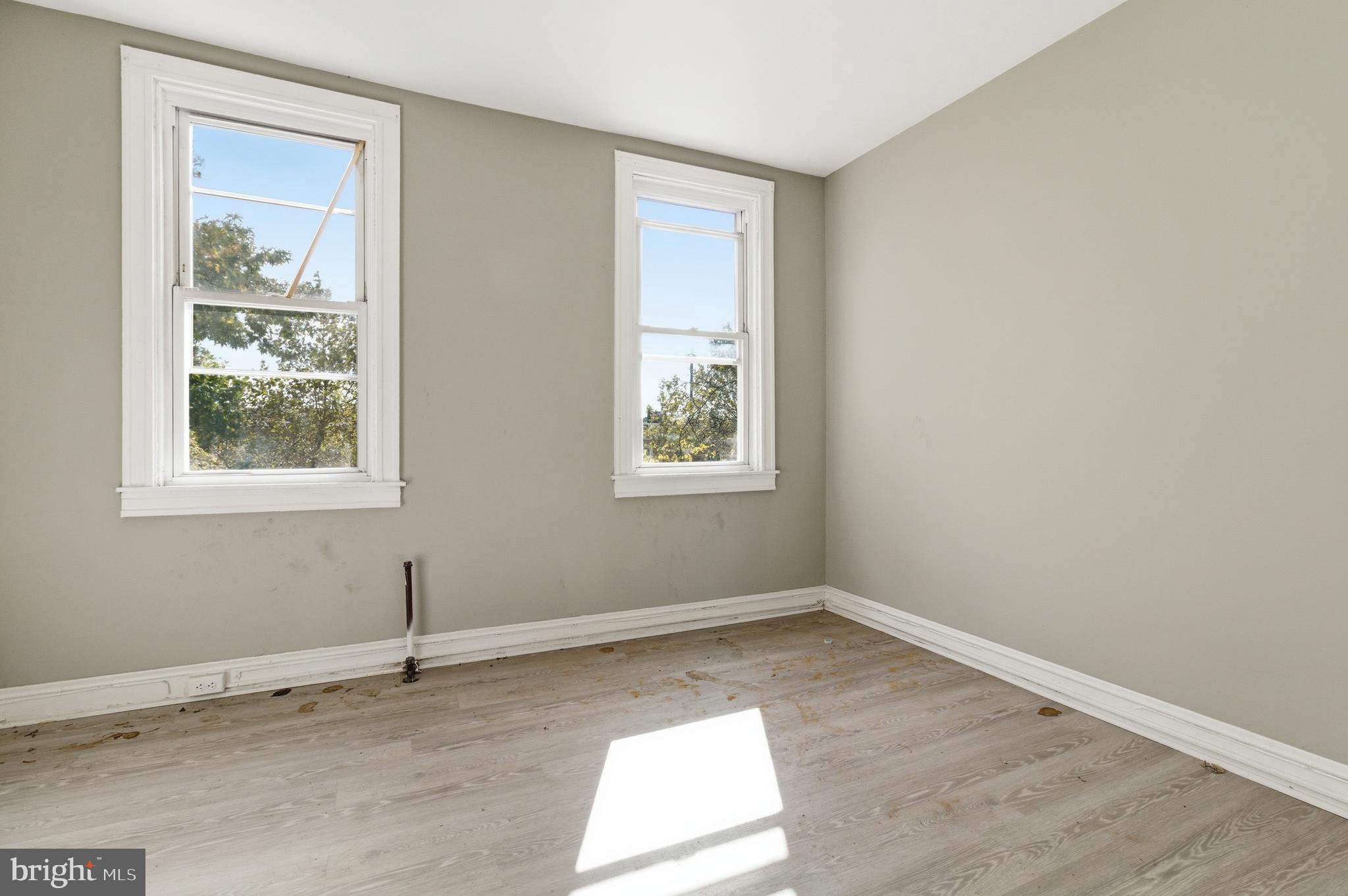 BIDDLE STREET - Residential