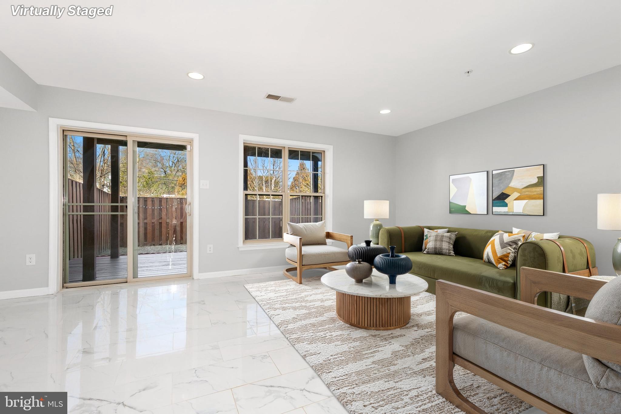 1110 CARINOSO CIRCLE