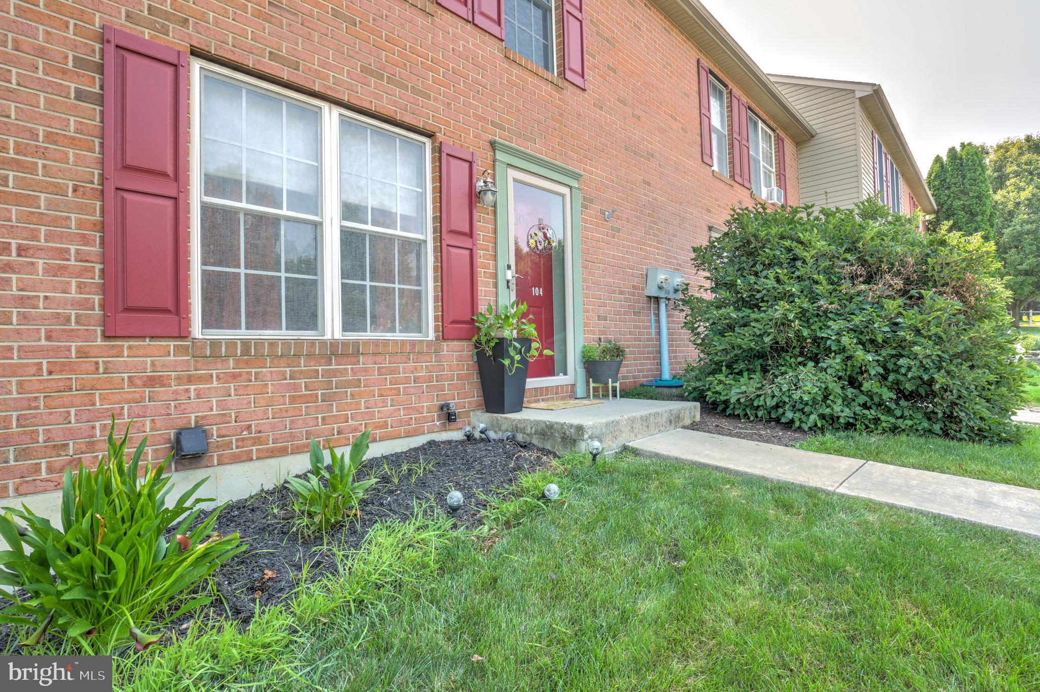 104 BATTENS CIRCLE