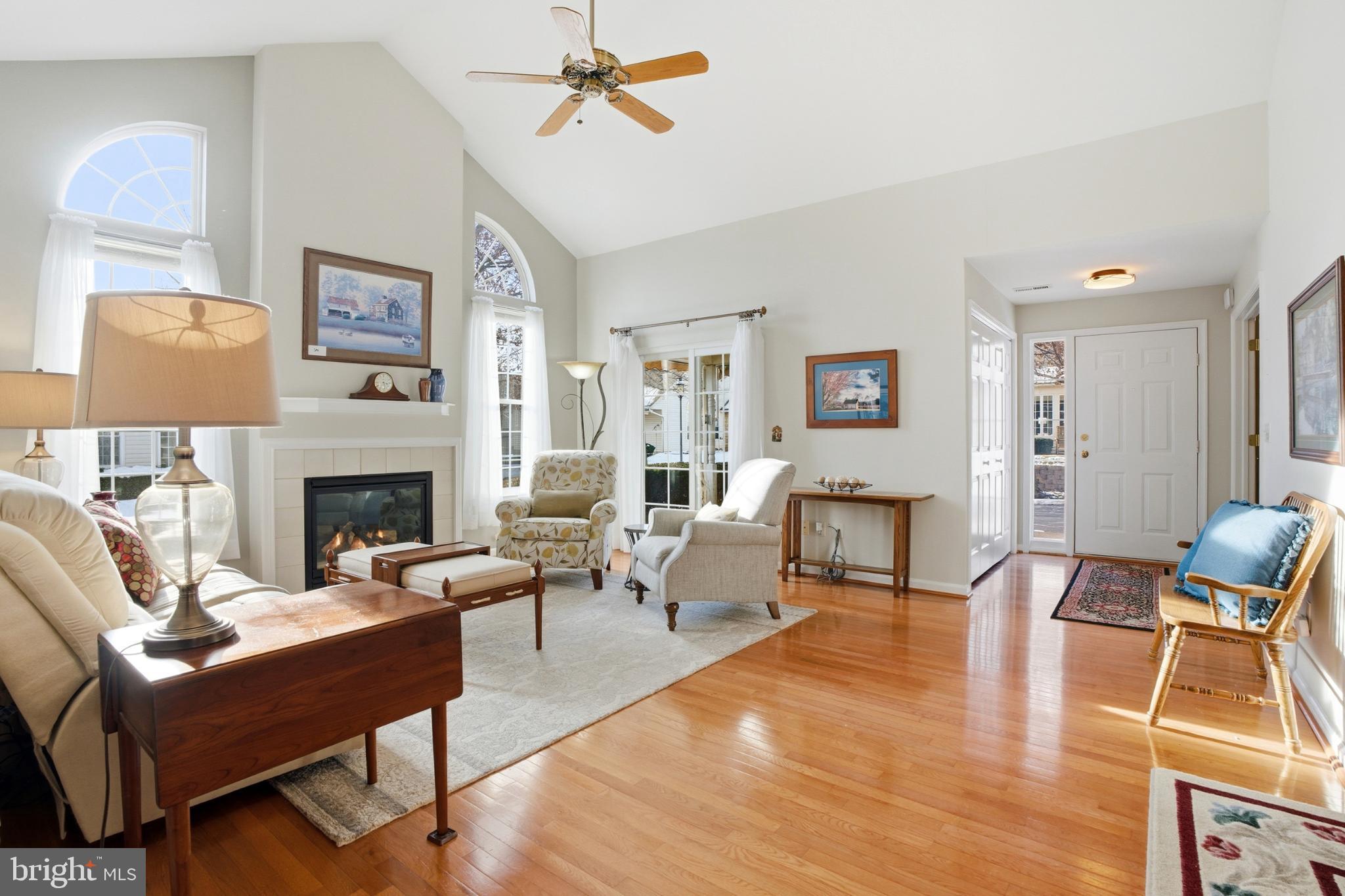 LIONSGATE - Residential