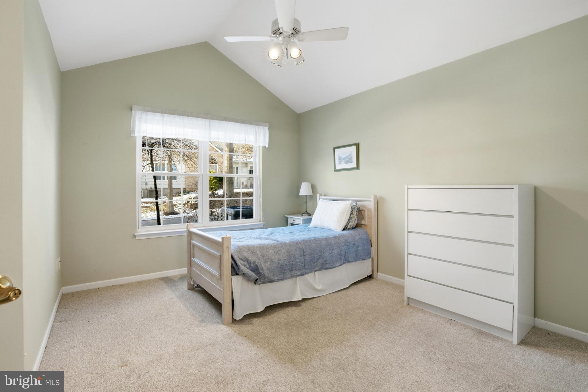 LIONSGATE - Residential