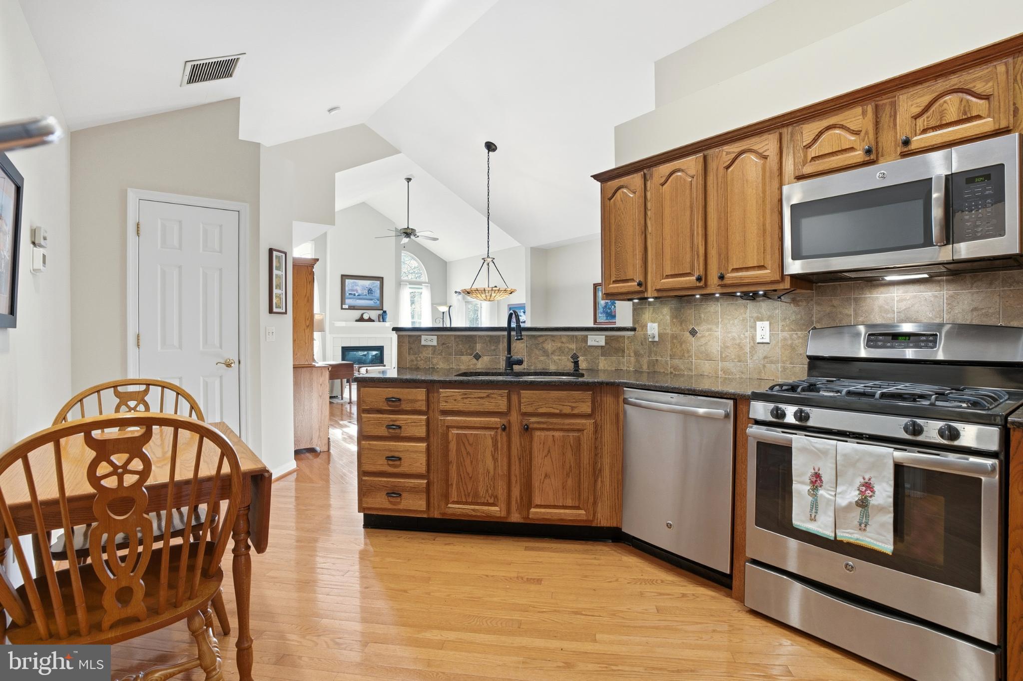 LIONSGATE - Residential