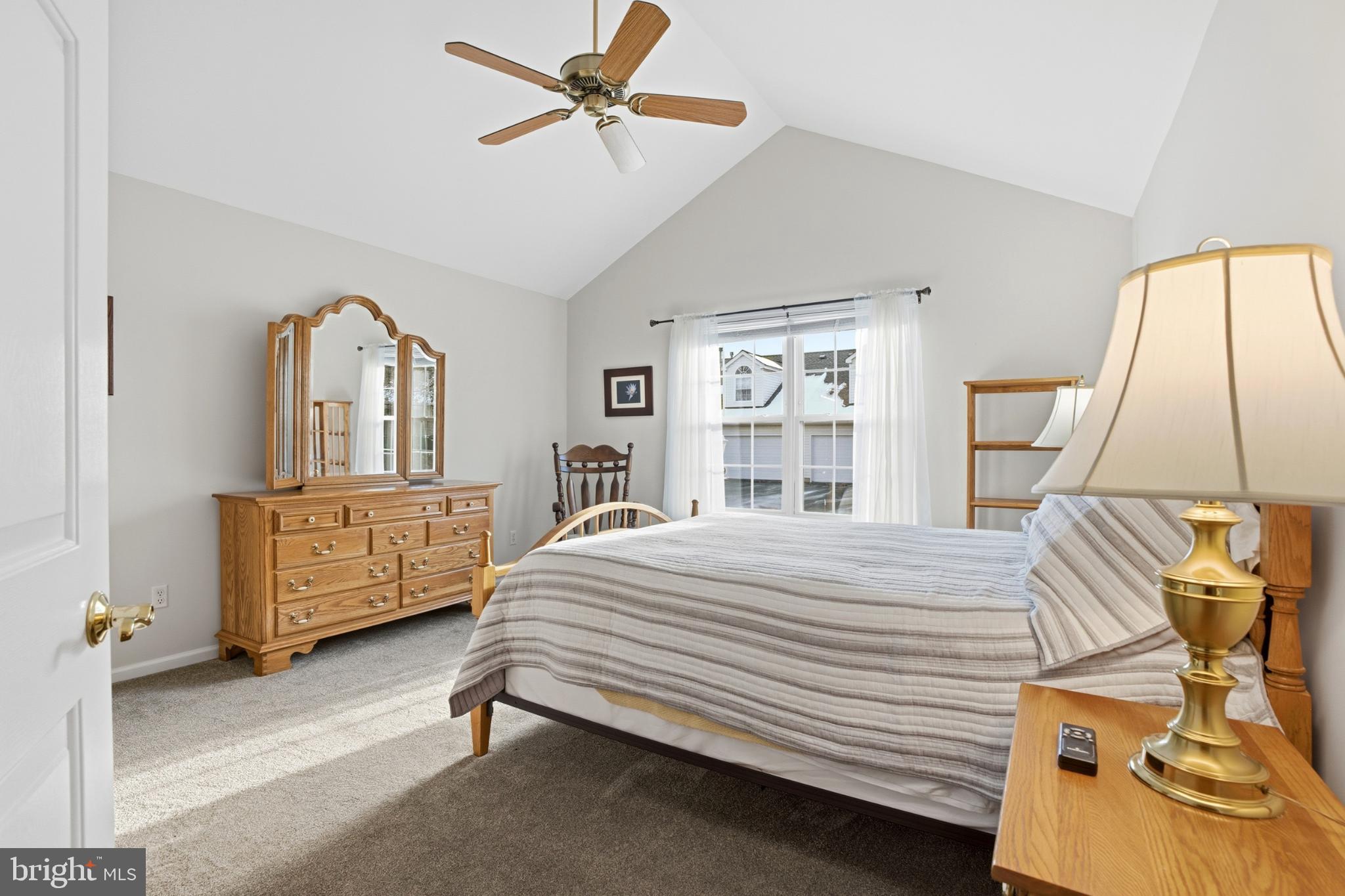 LIONSGATE - Residential