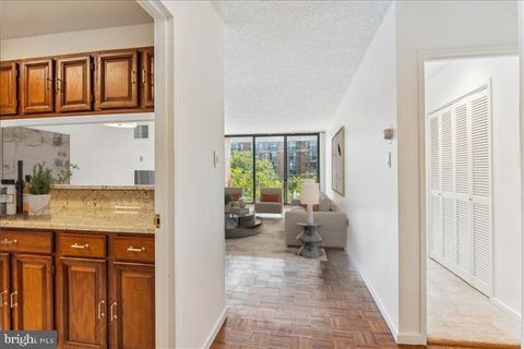 2555 PENNSYLVANIA AVENUE NW 816 WASHINGTON DC 20037