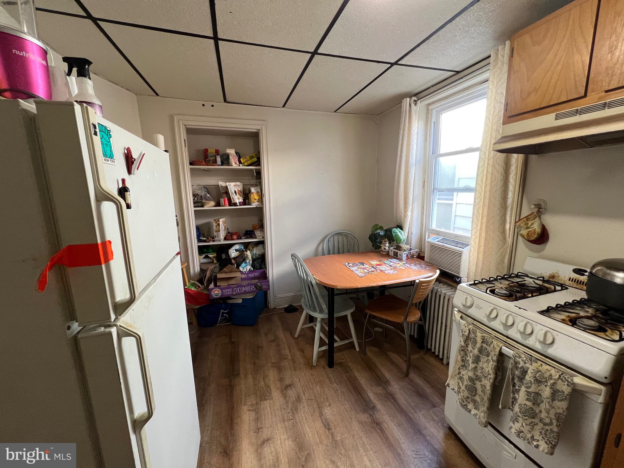 TEMPLE UNIVERSITY - Residential Lease