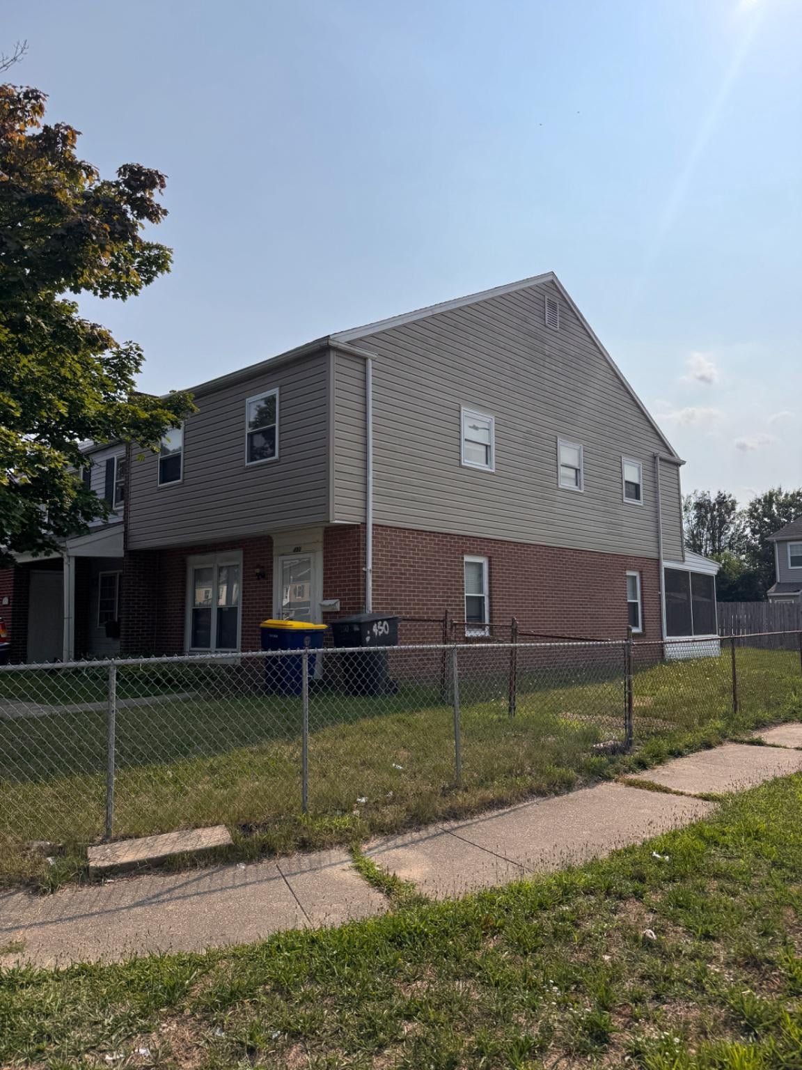 450 BARRISTER PLACE