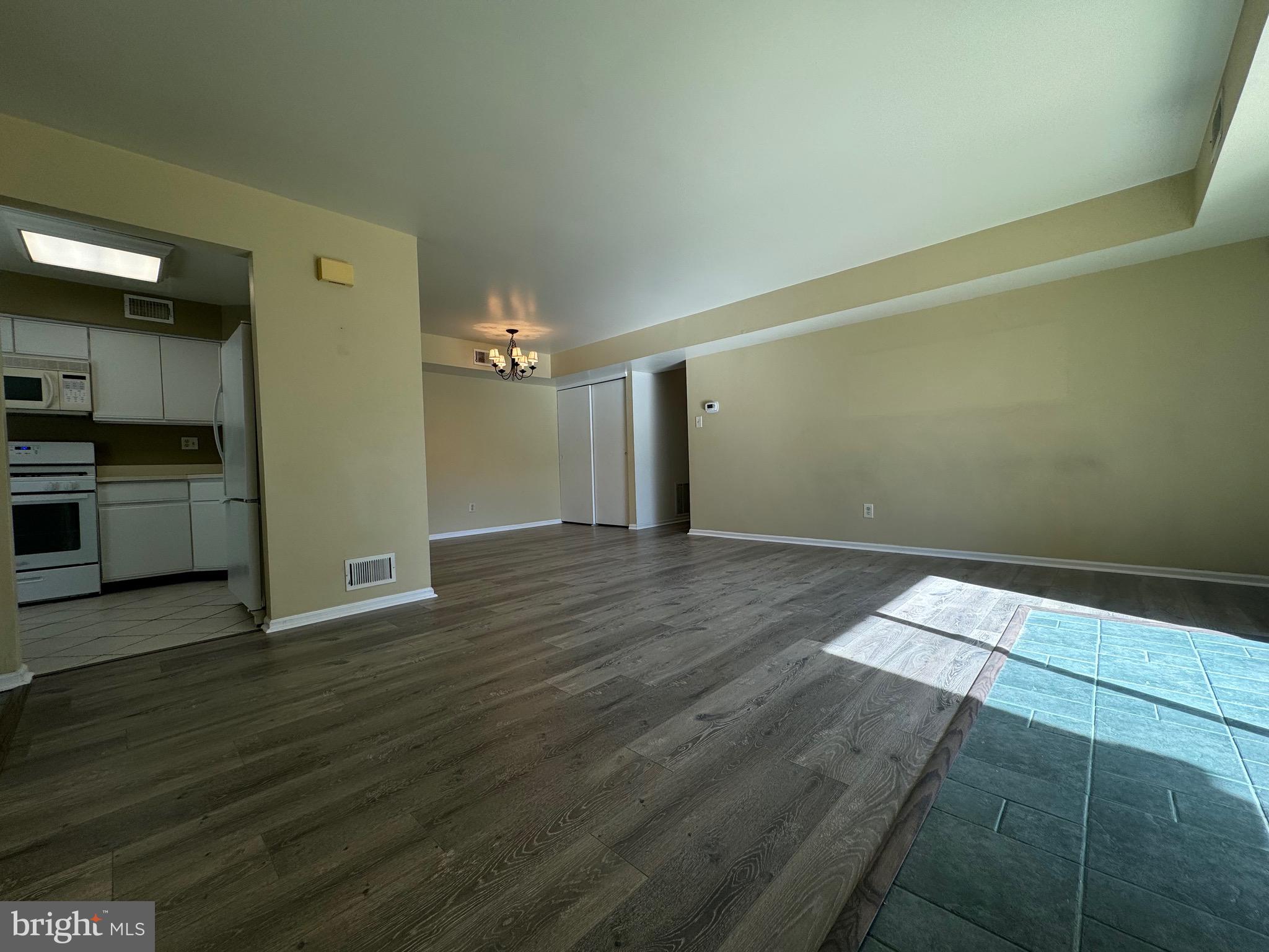 TAPESTRY - Residential Lease