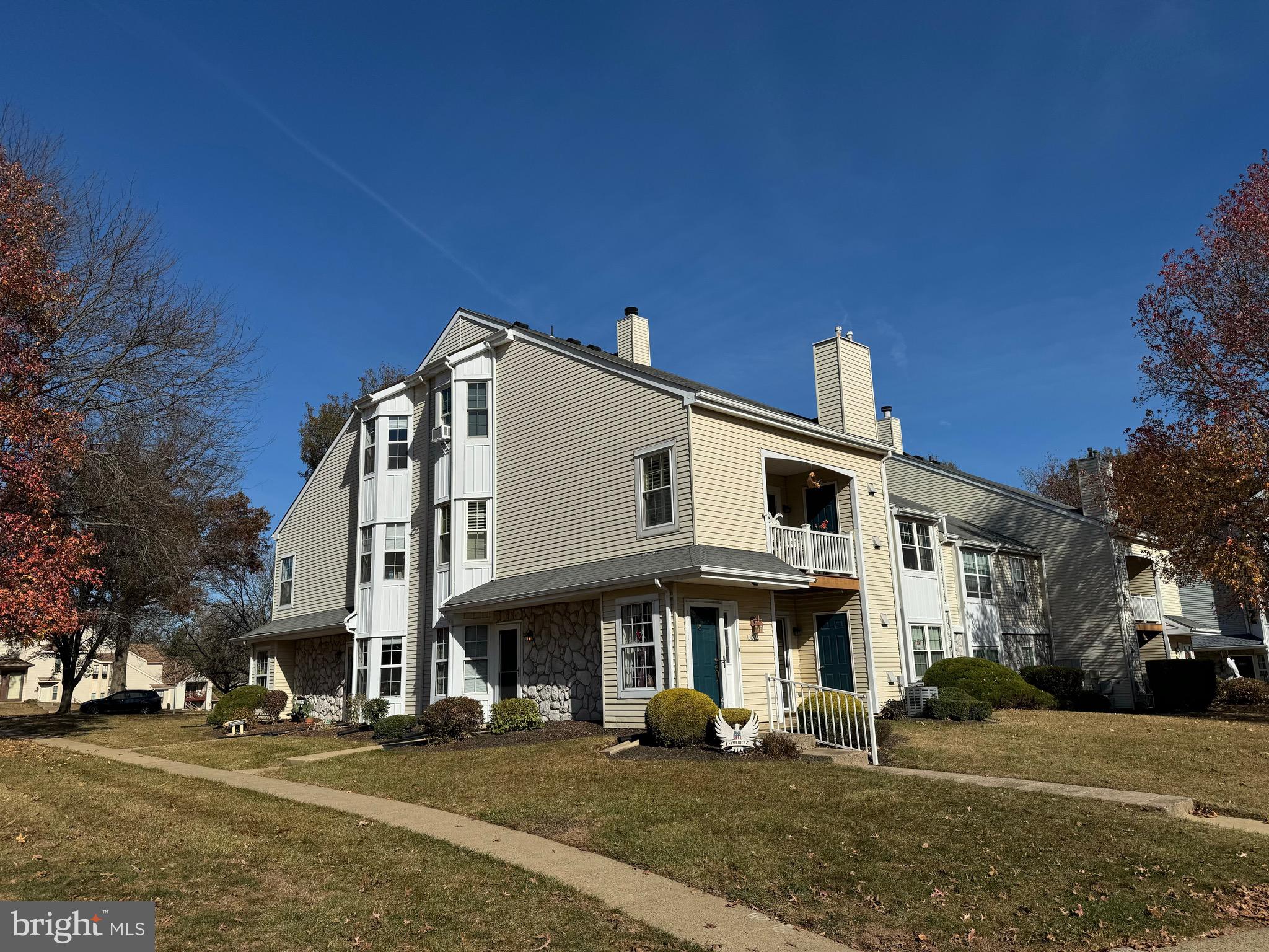 TAPESTRY - Residential Lease