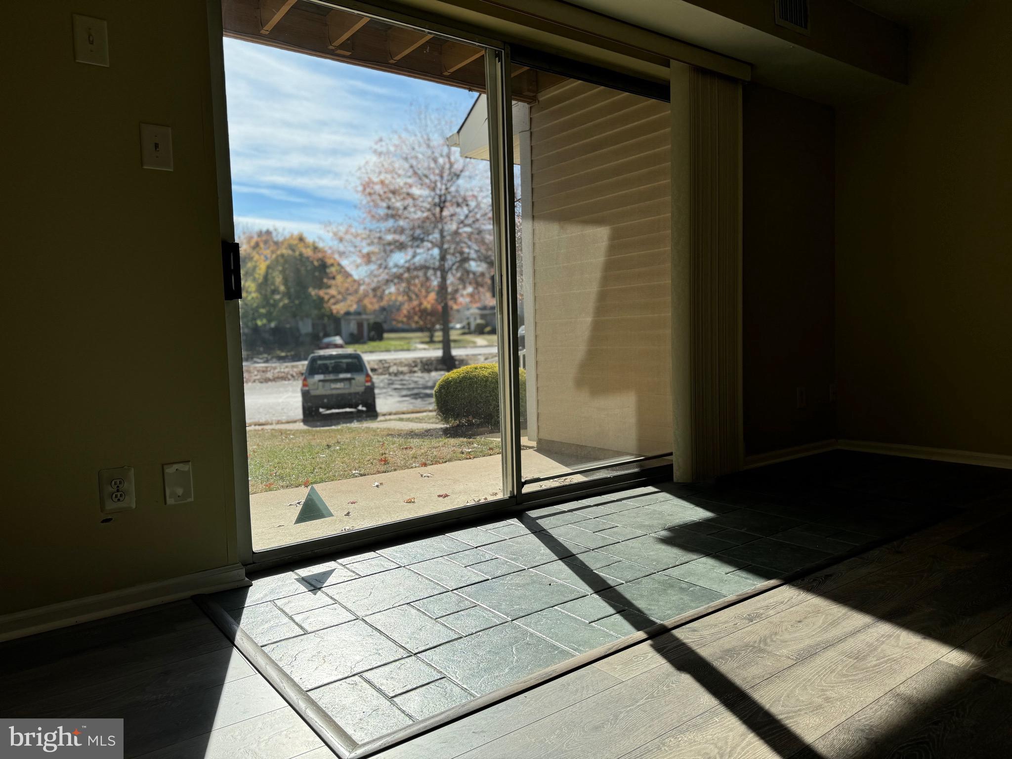 TAPESTRY - Residential Lease