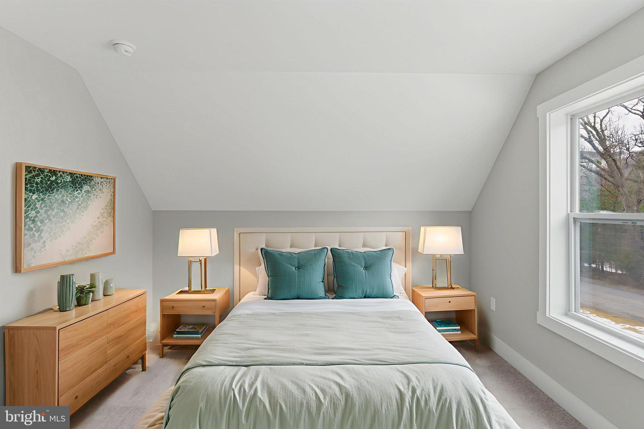 ROUND TOP ESTATES - Residential