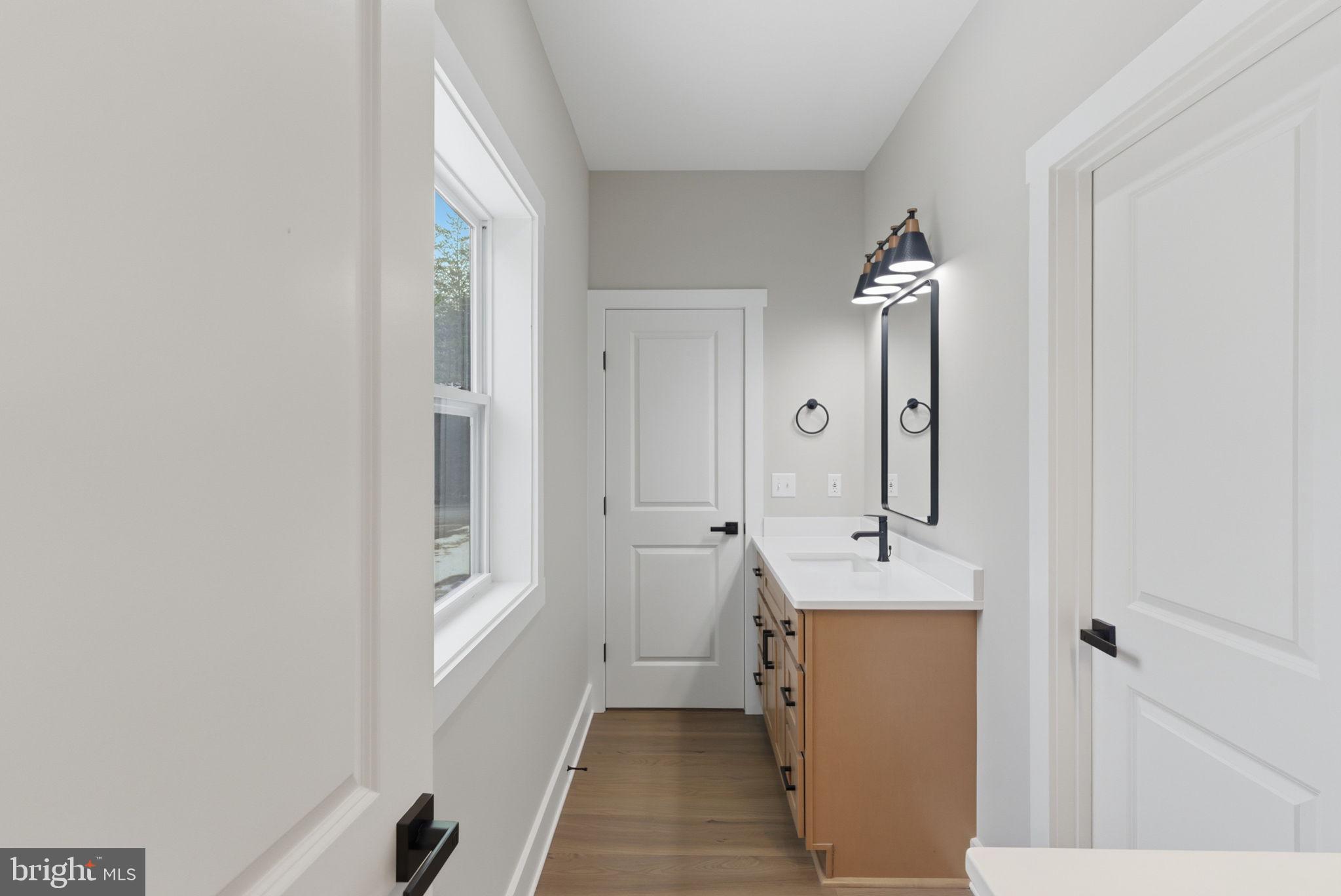 ROUND TOP ESTATES - Residential