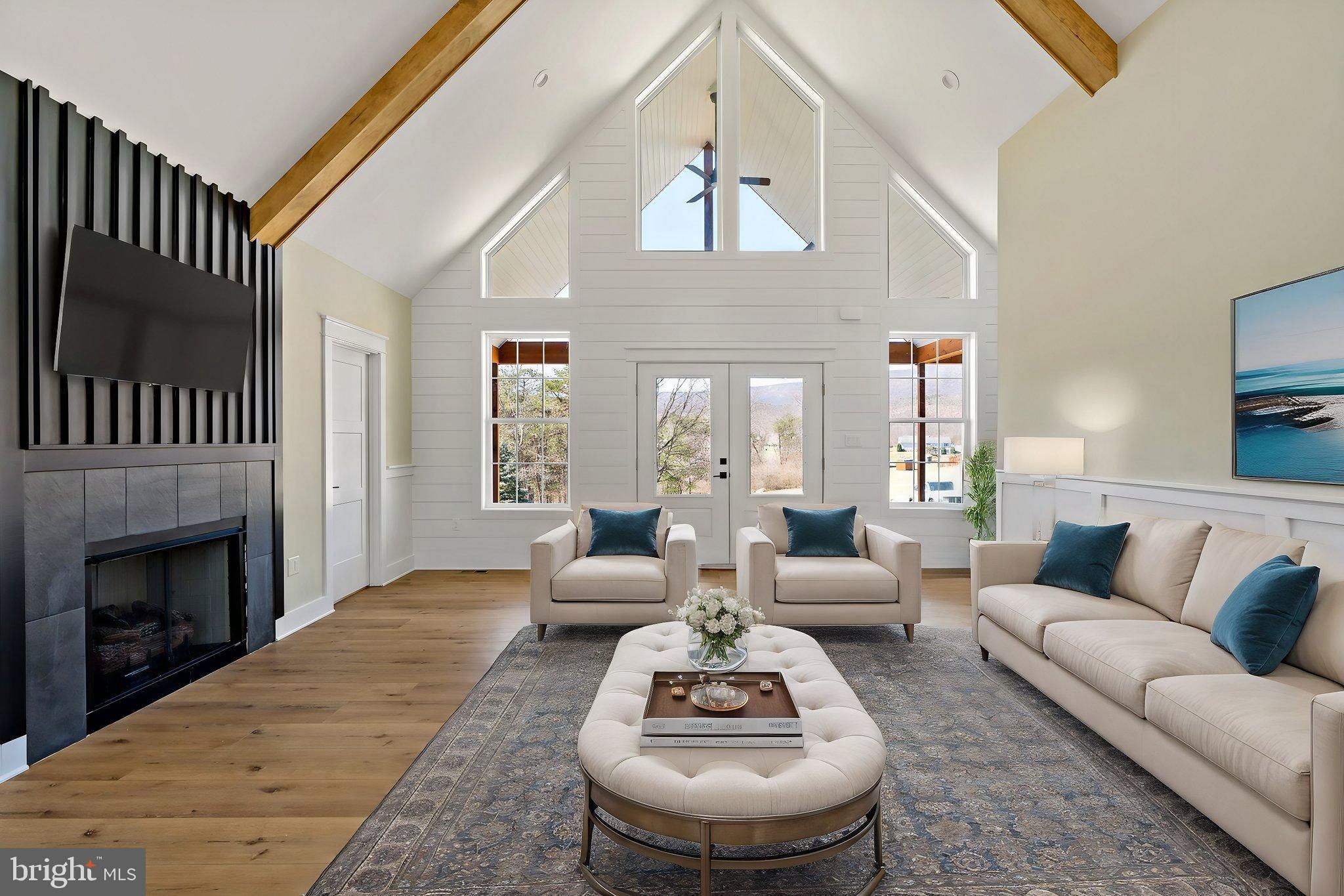 ROUND TOP ESTATES - Residential