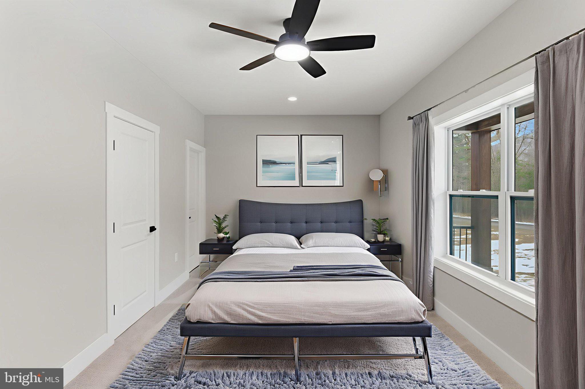 ROUND TOP ESTATES - Residential