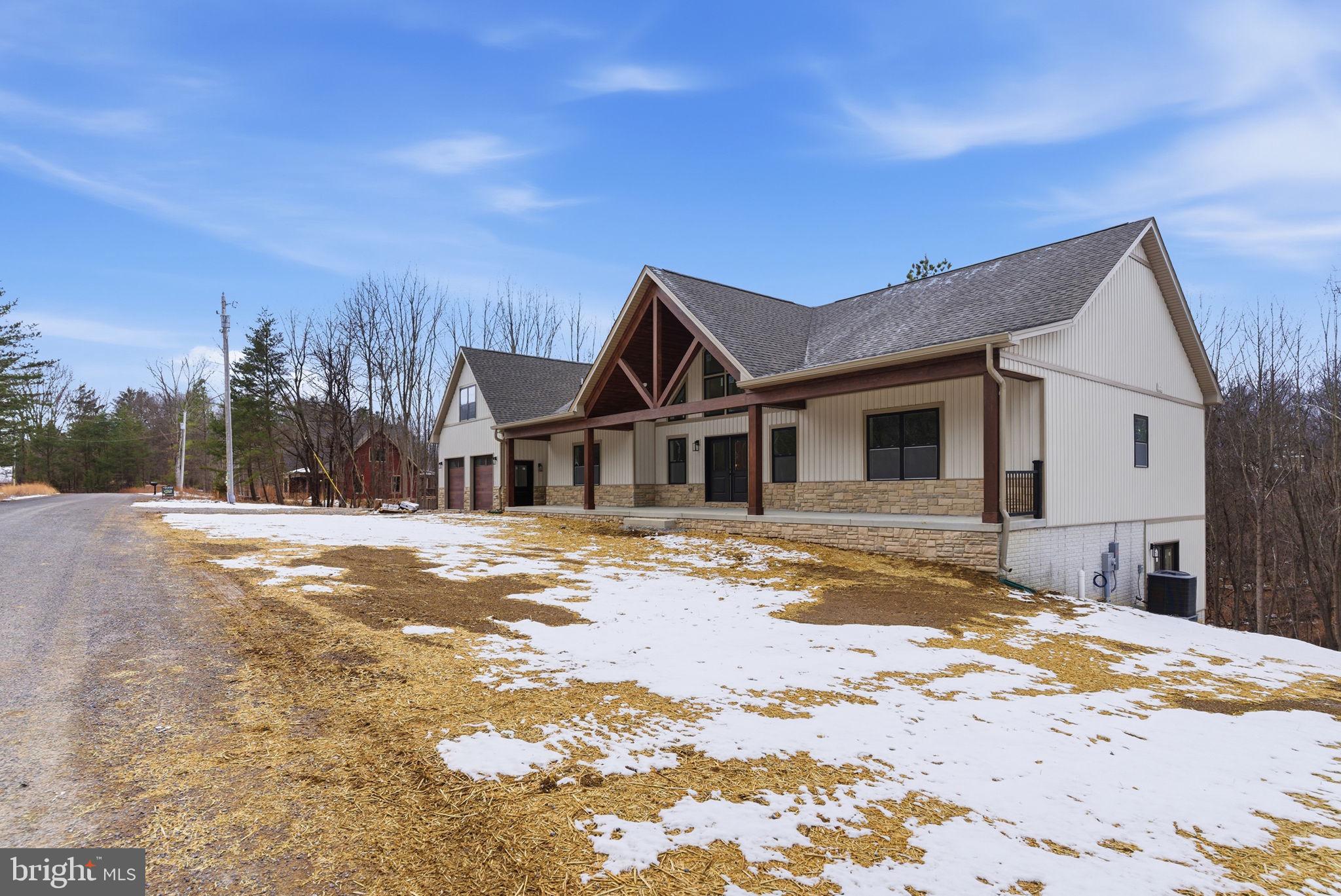 ROUND TOP ESTATES - Residential