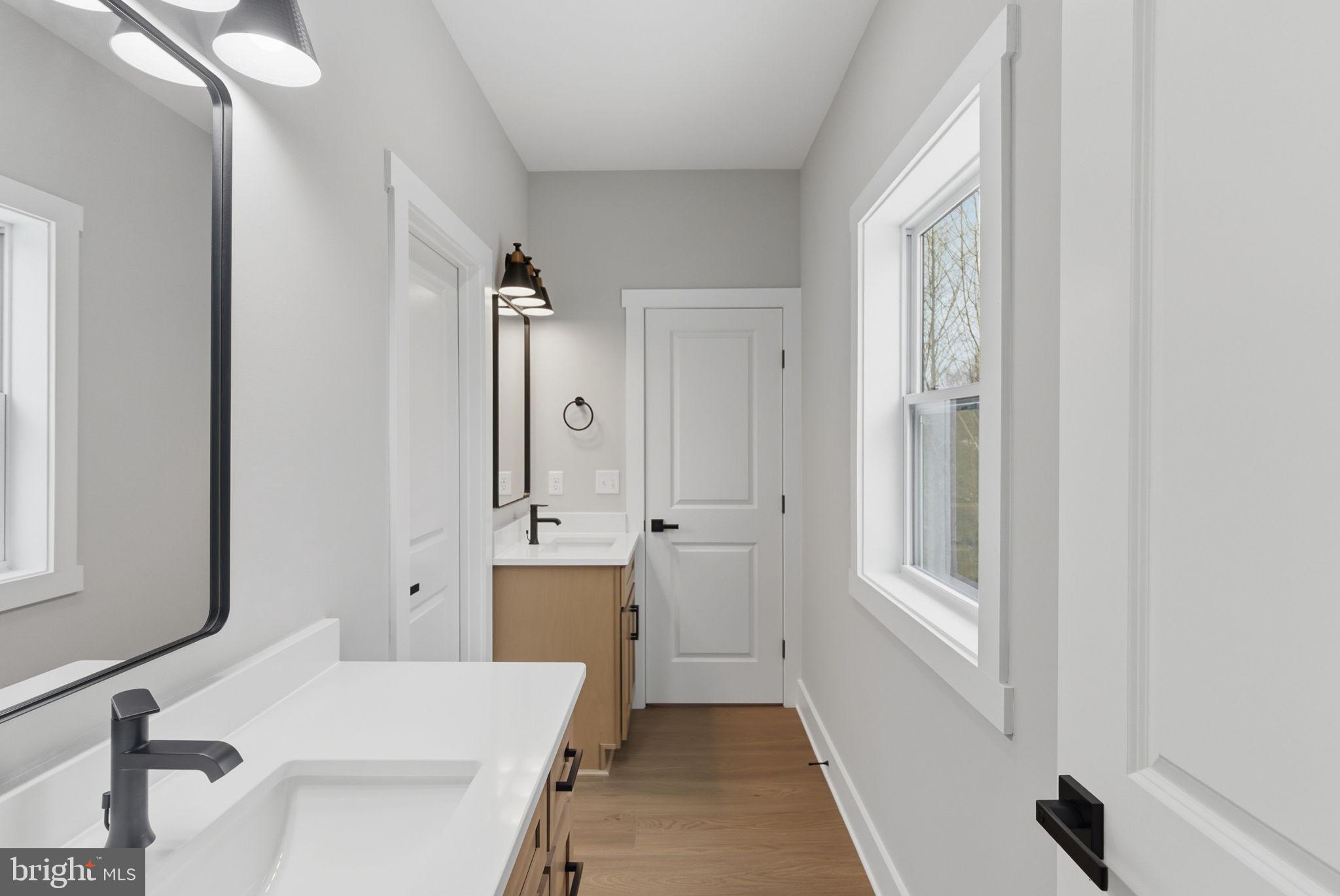 ROUND TOP ESTATES - Residential