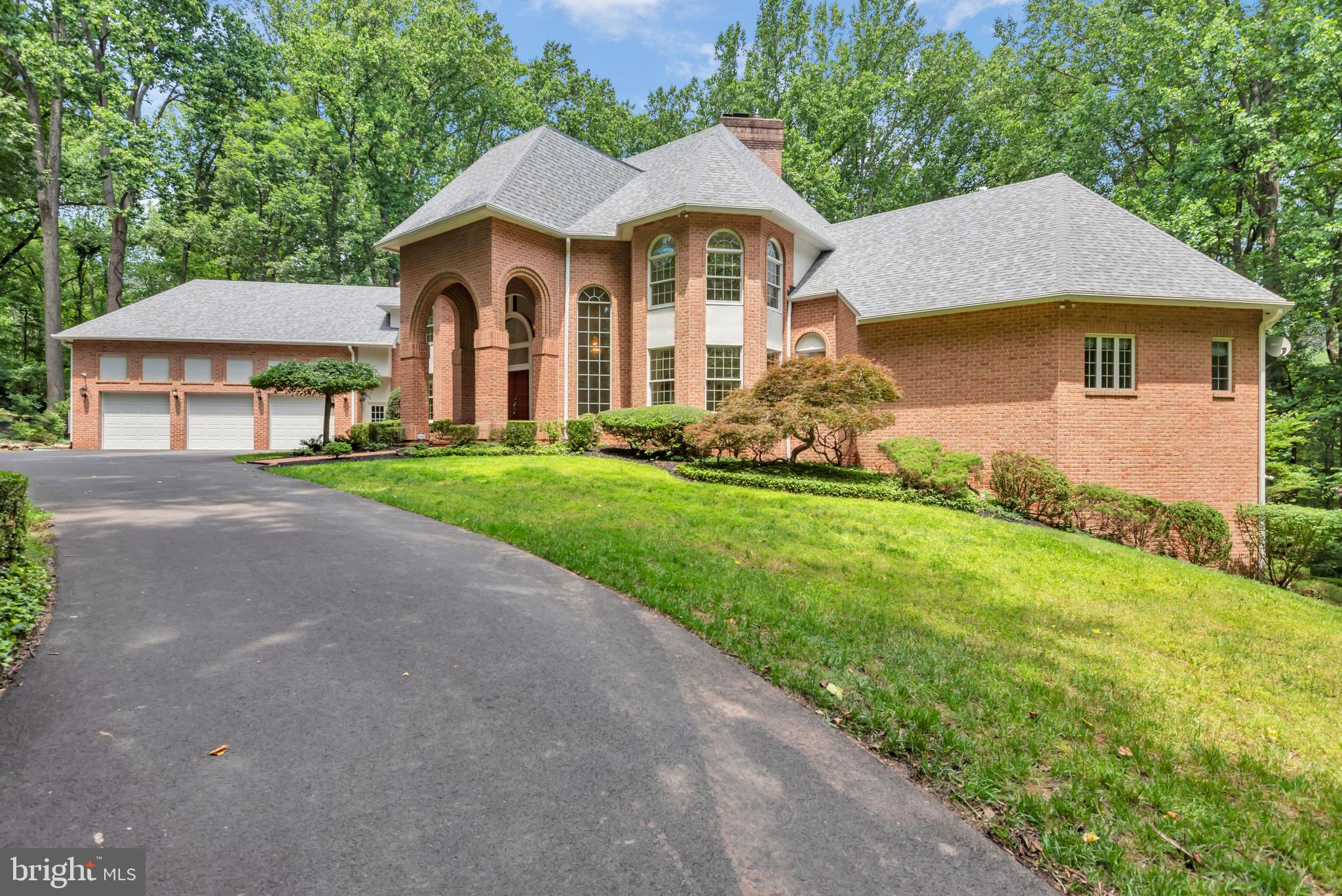 12400 TRIADELPHIA ROAD
