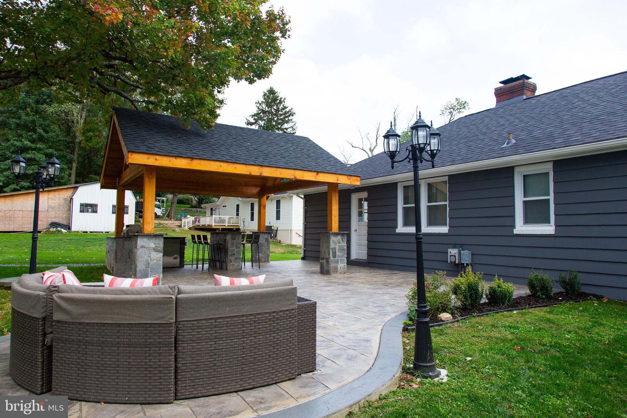 DAMASCUS OUTSIDE - Residential