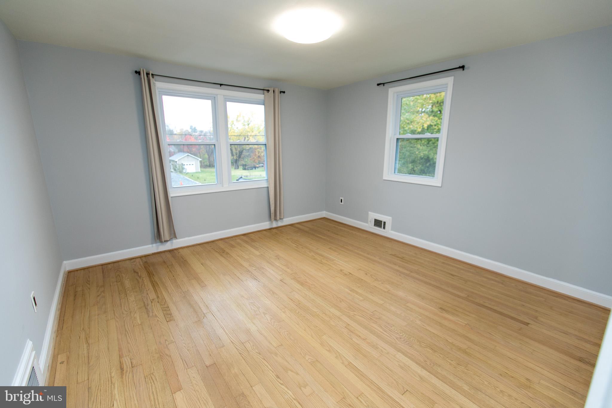 DAMASCUS OUTSIDE - Residential