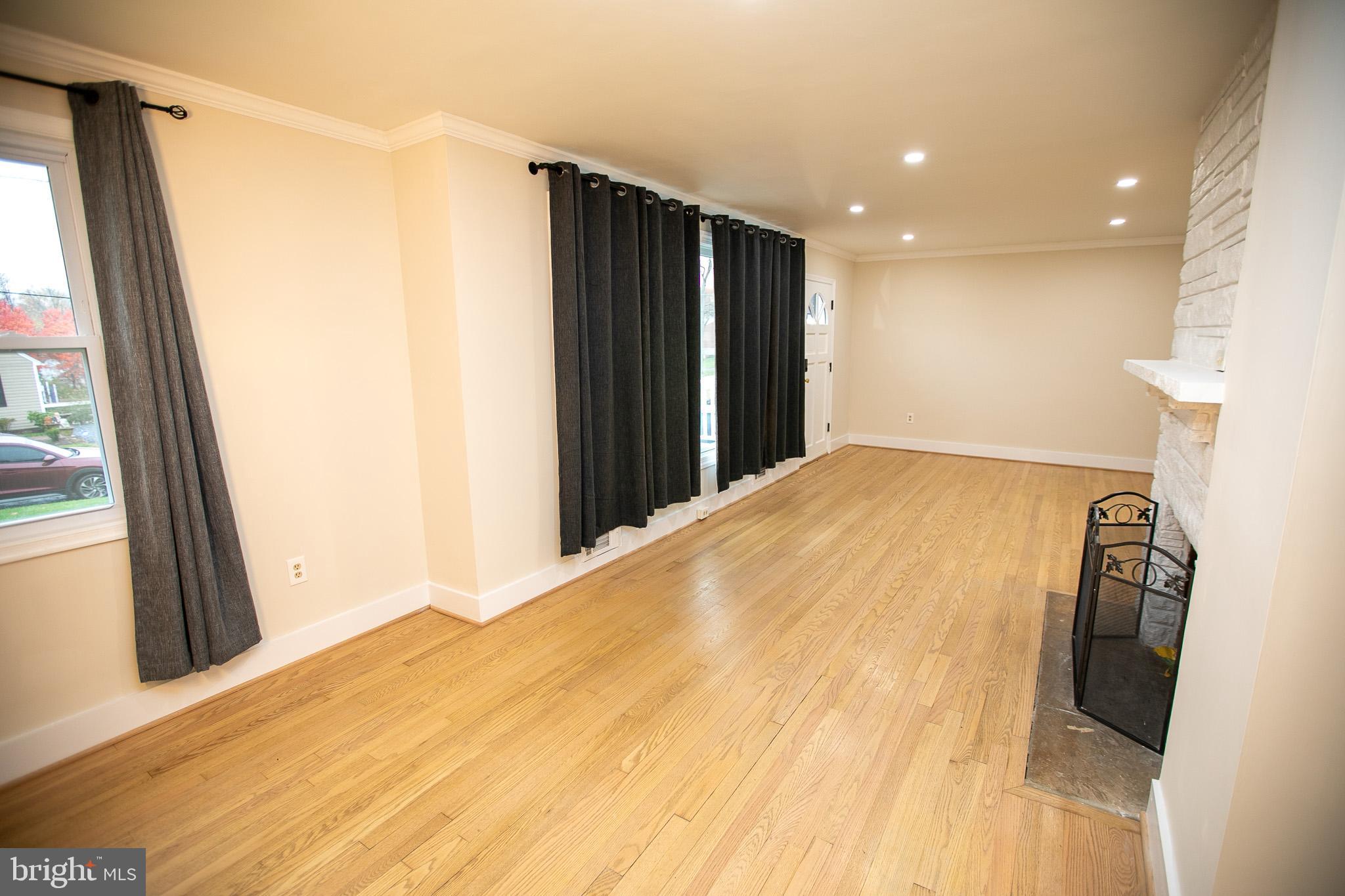 DAMASCUS OUTSIDE - Residential