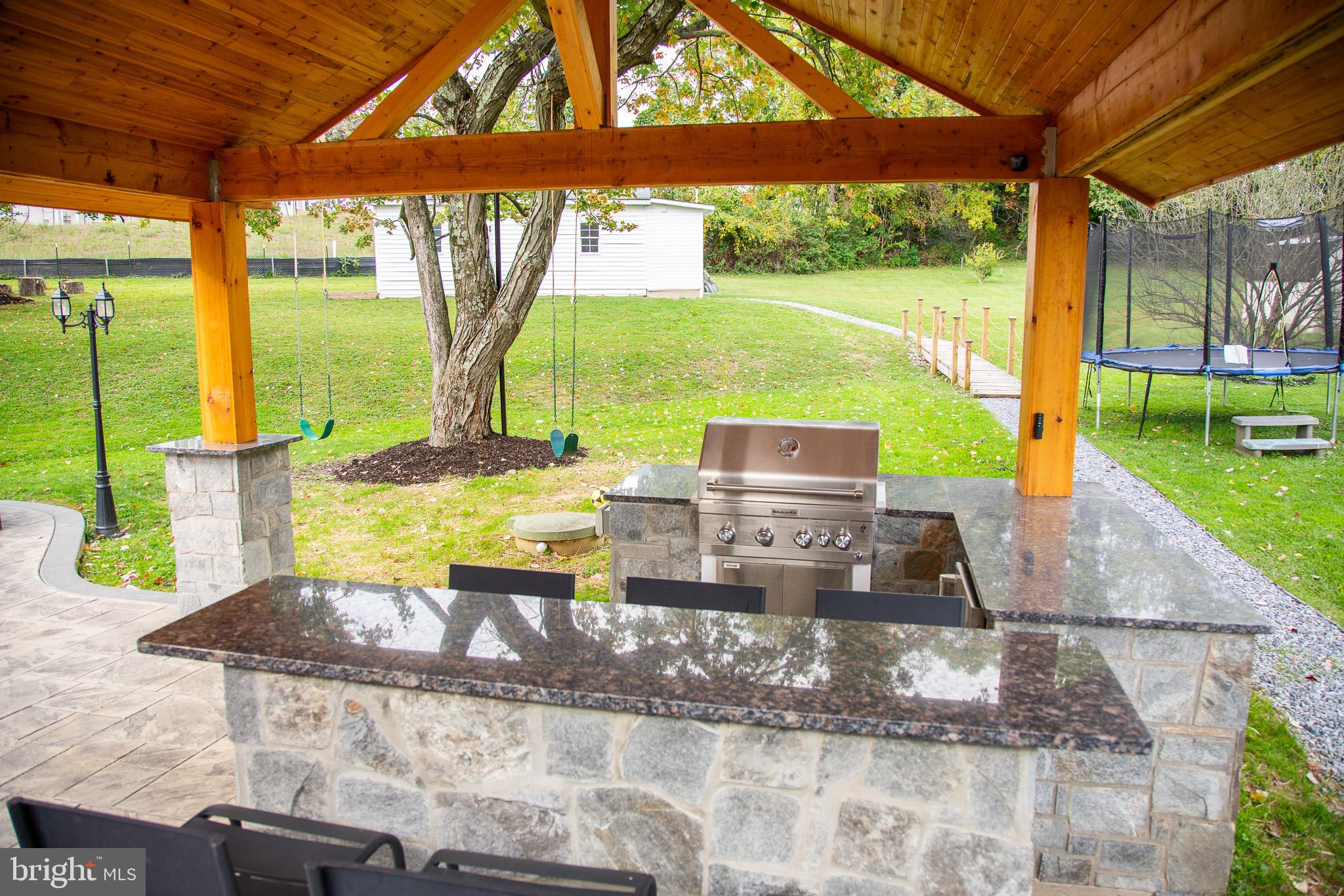 DAMASCUS OUTSIDE - Residential