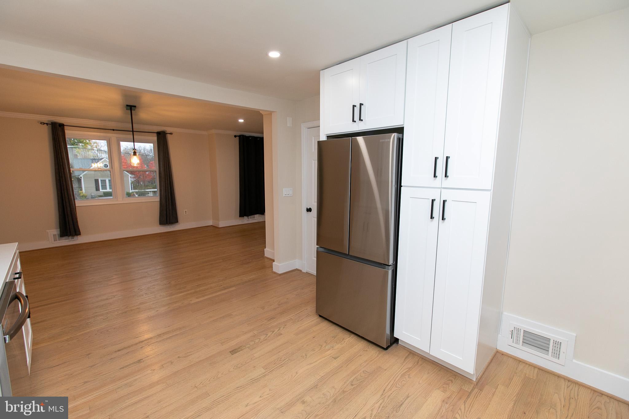 DAMASCUS OUTSIDE - Residential