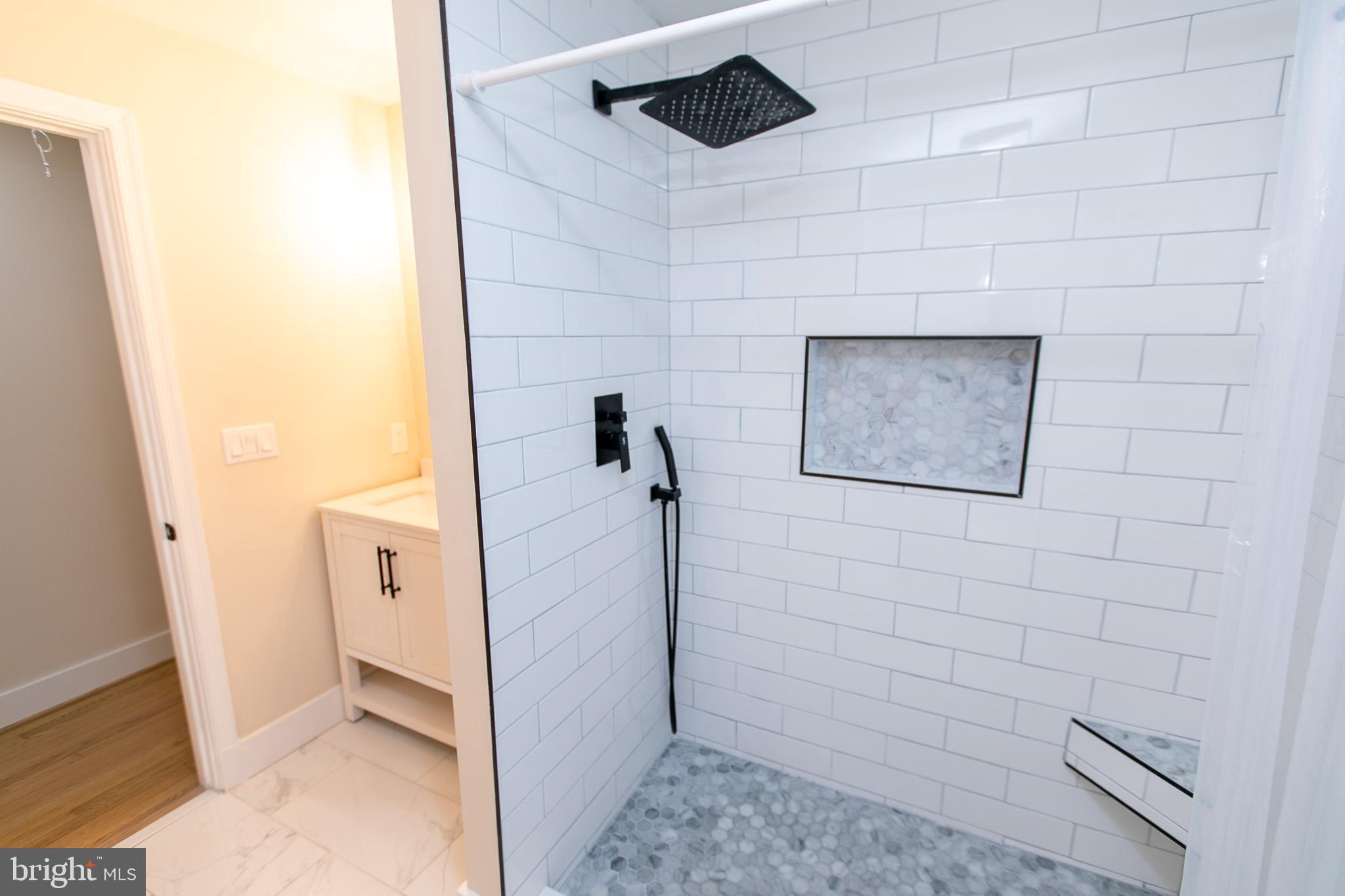 DAMASCUS OUTSIDE - Residential