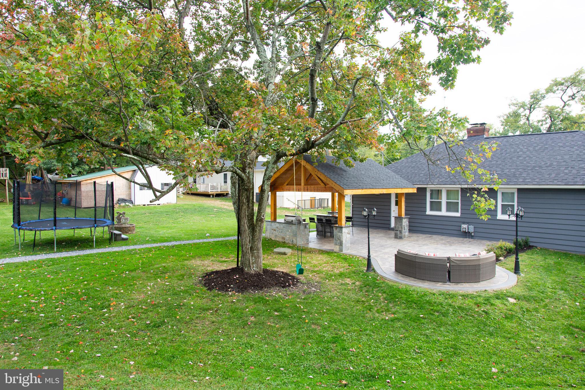 DAMASCUS OUTSIDE - Residential