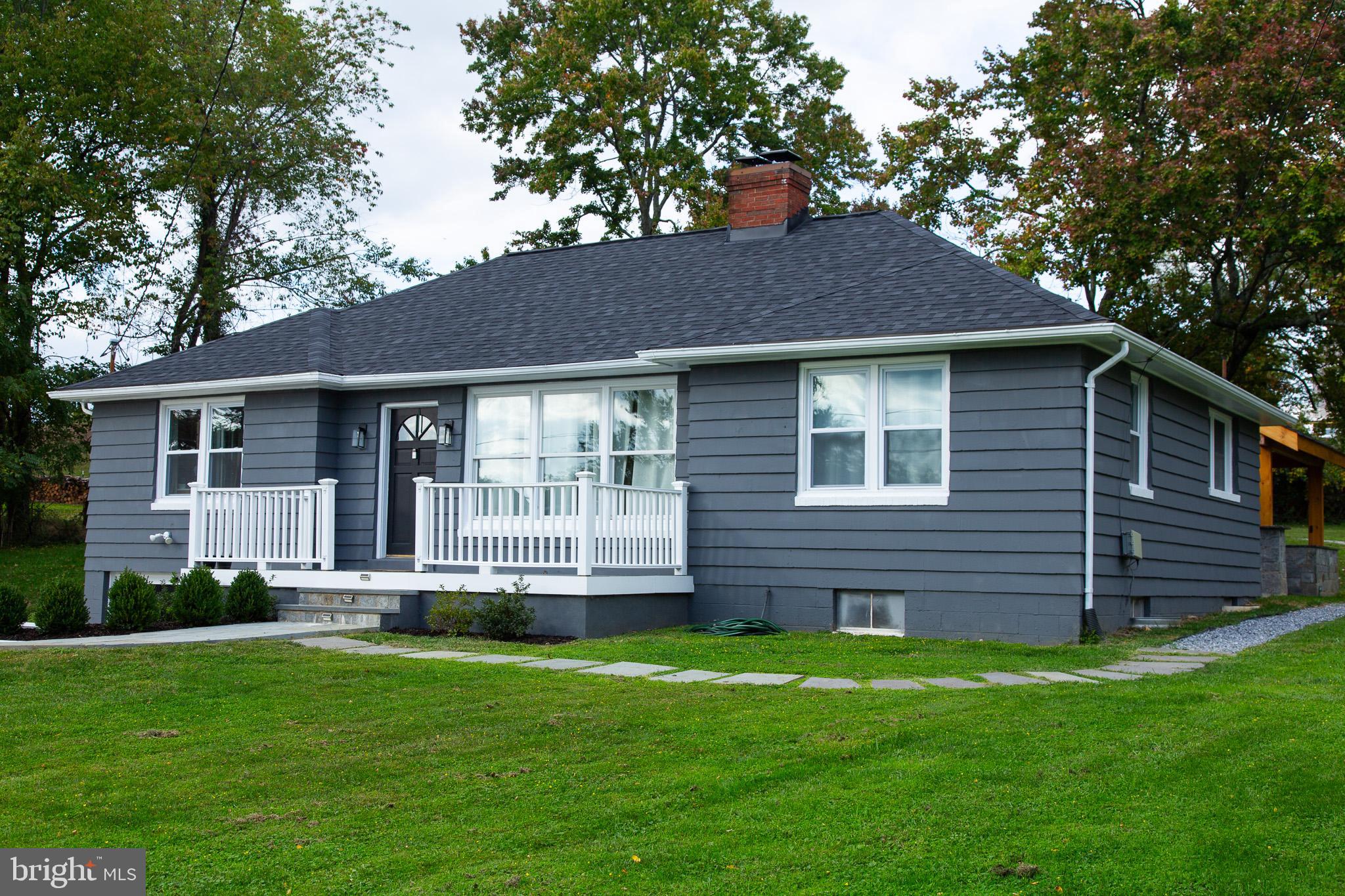 DAMASCUS OUTSIDE - Residential