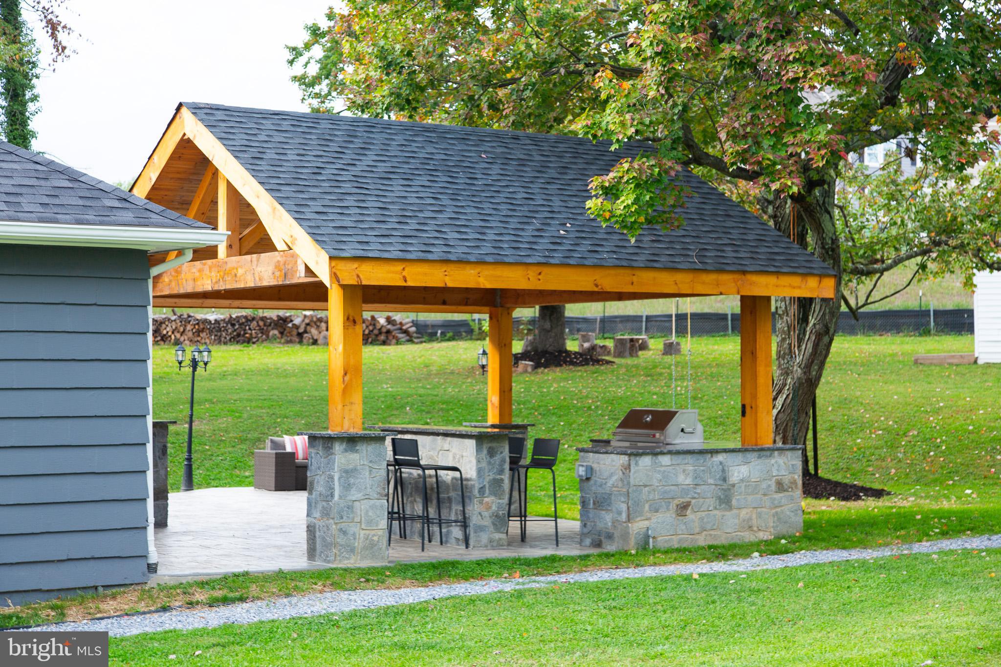 DAMASCUS OUTSIDE - Residential