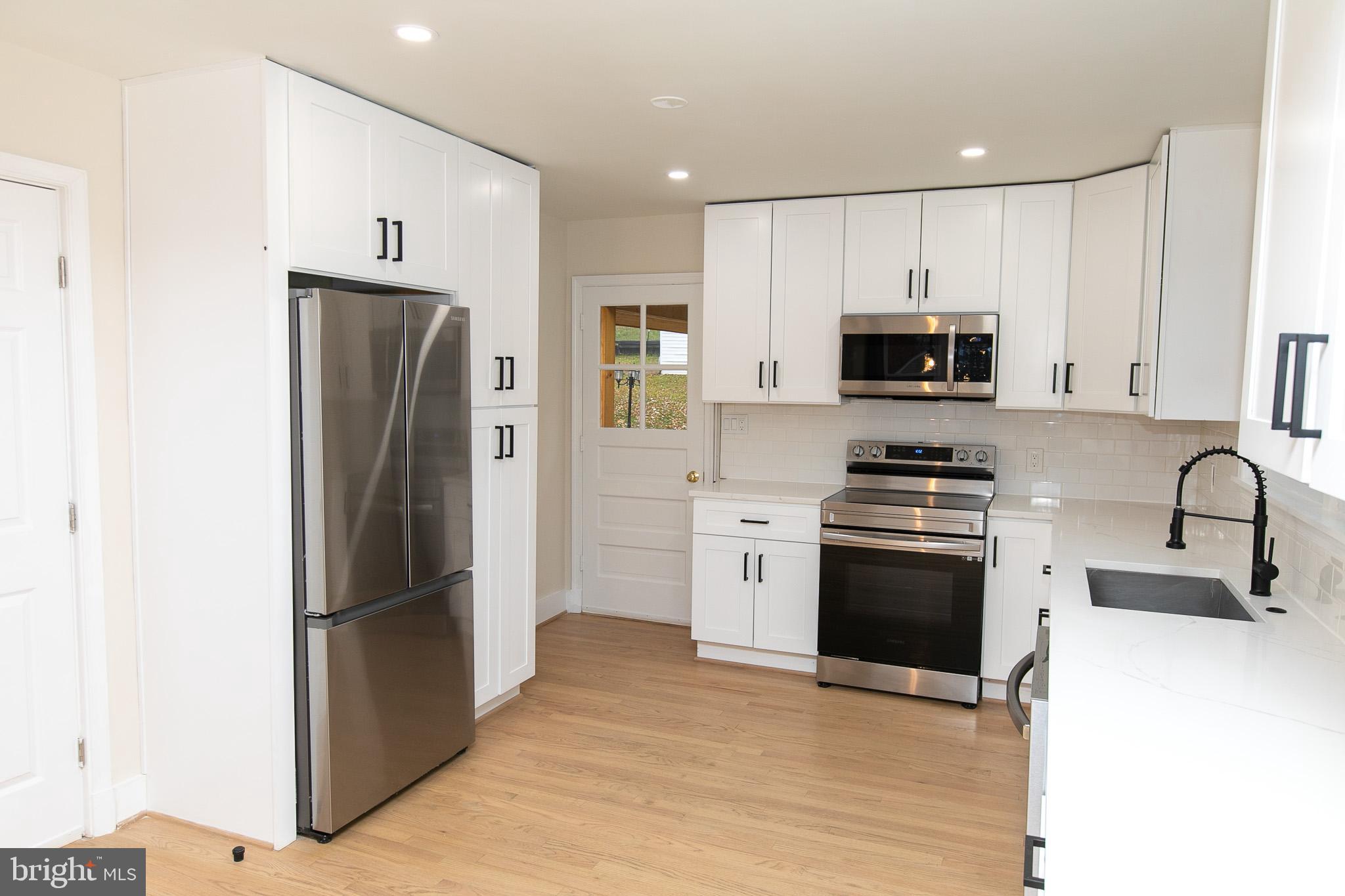 DAMASCUS OUTSIDE - Residential